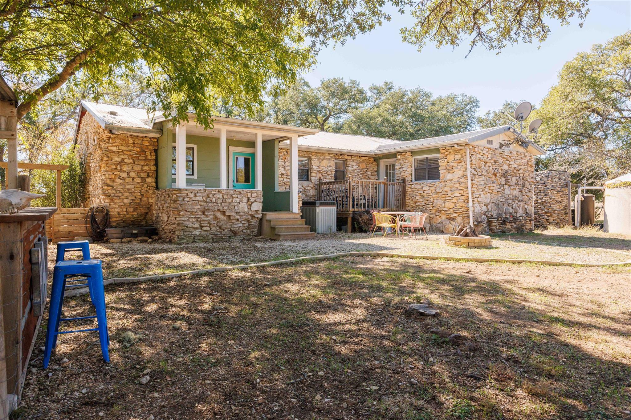 1071 Rolling Hills DR — photo 5