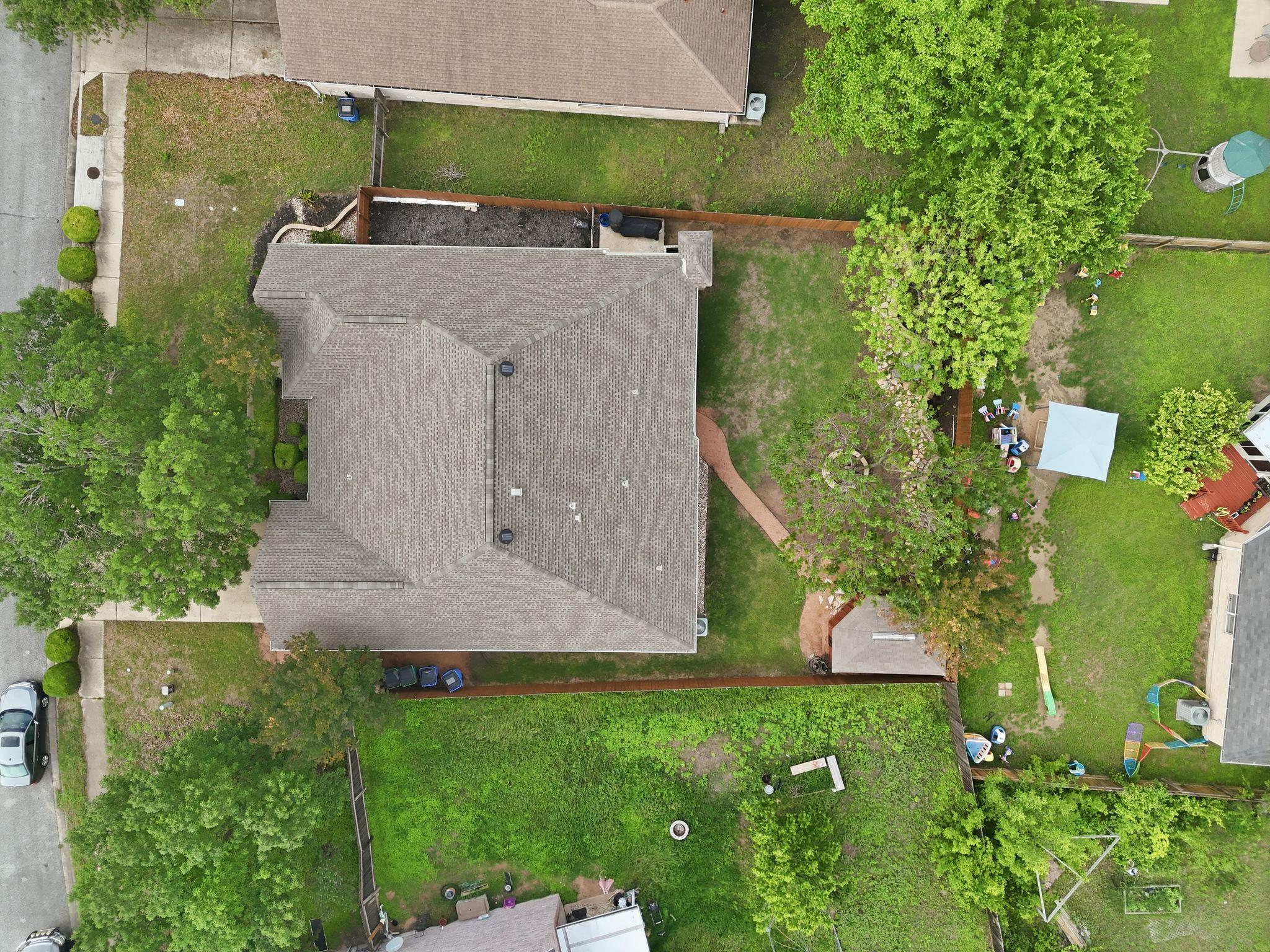 903 Olympic DR — photo 5