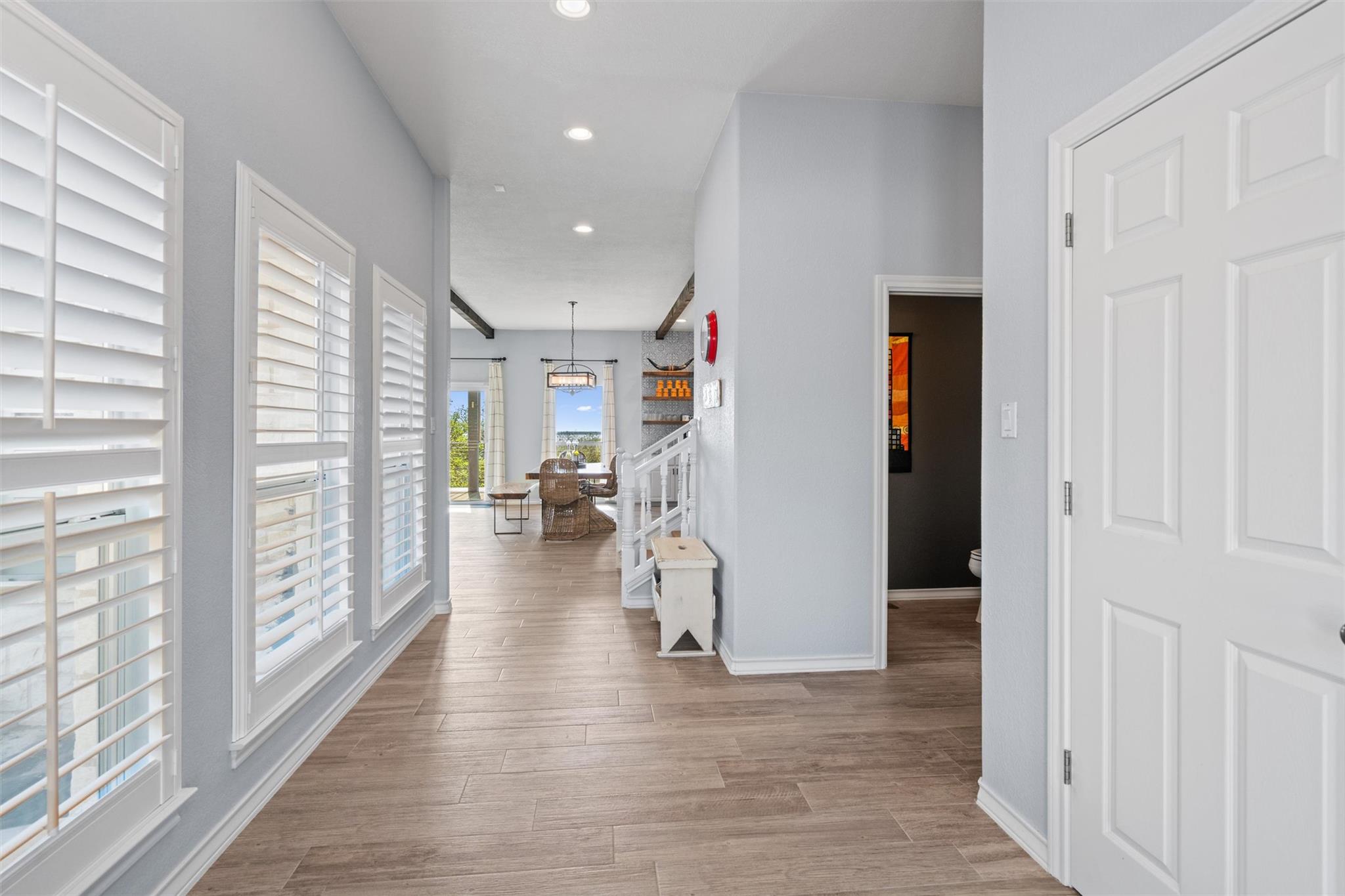 4401 Sunset Cliff RD — photo 5