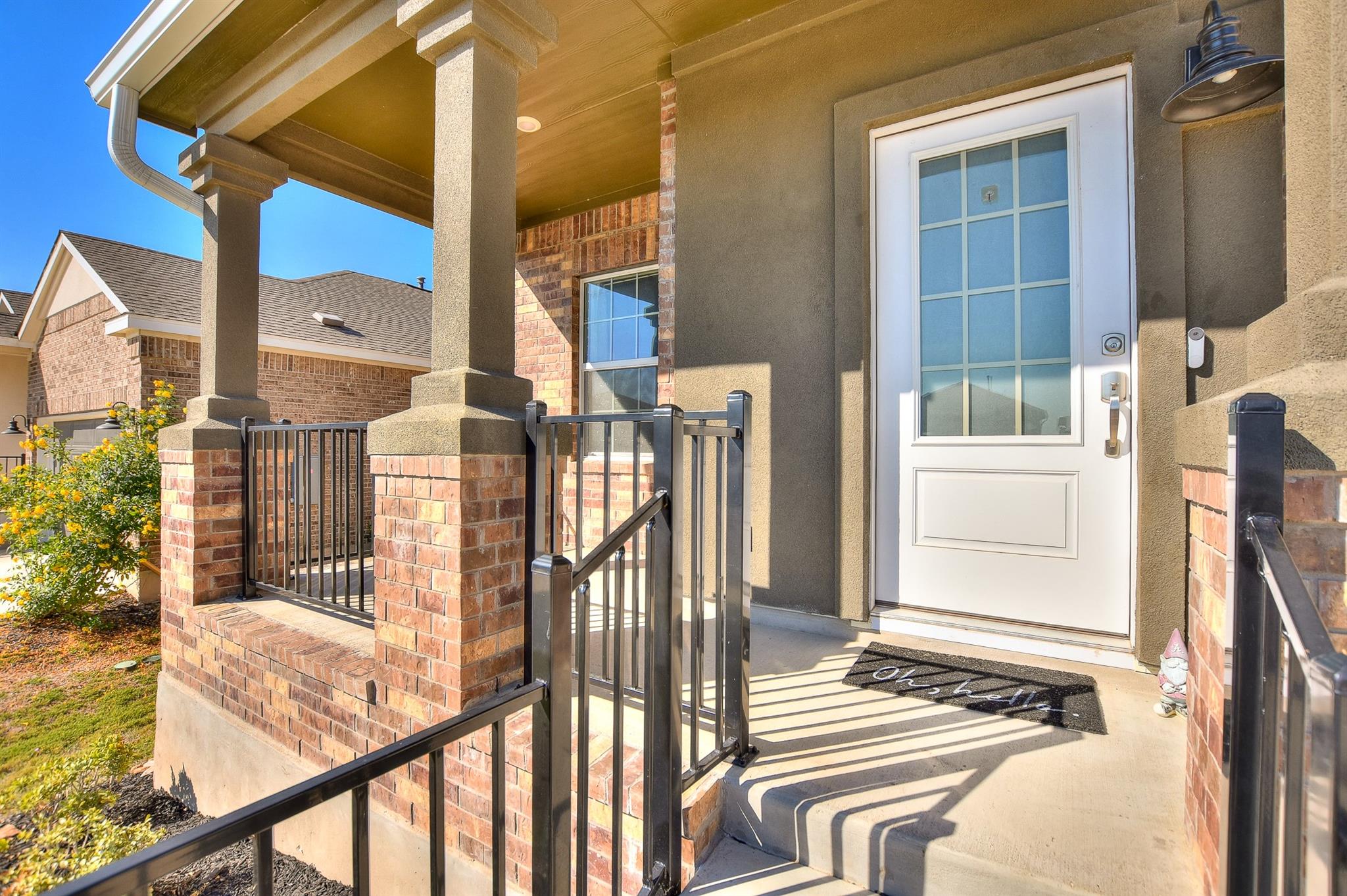 2221 Four Waters LOOP — photo 4
