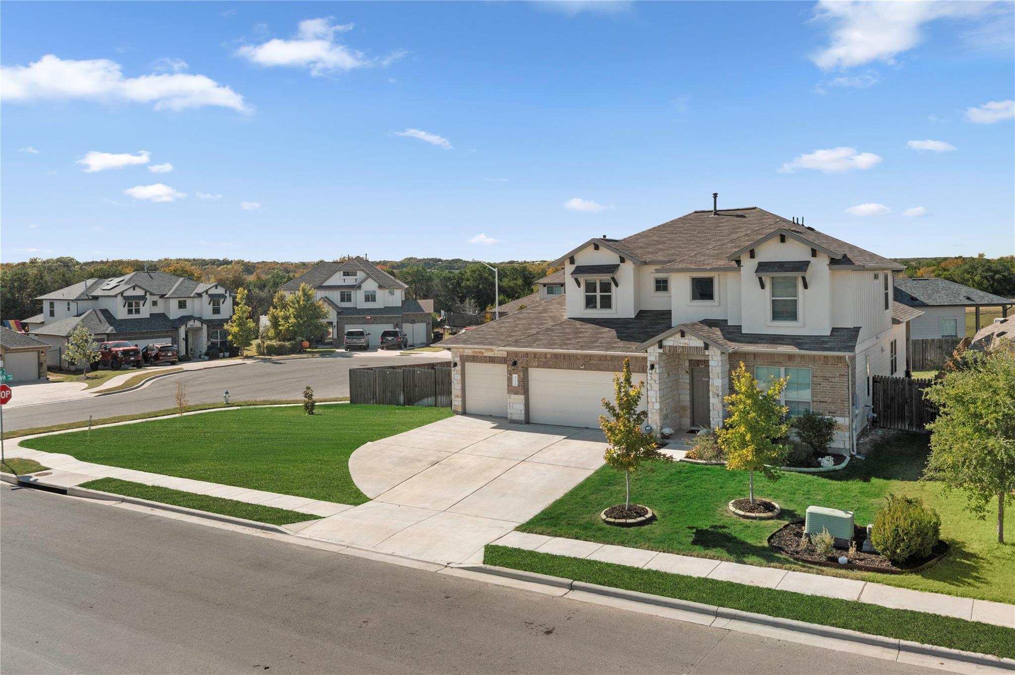 932 Medina WAY — photo 4