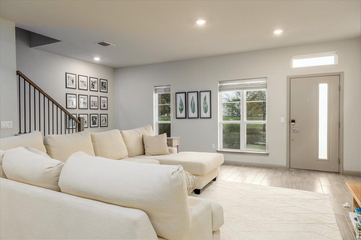 5501-A Charles Merle DR #20 — photo 5