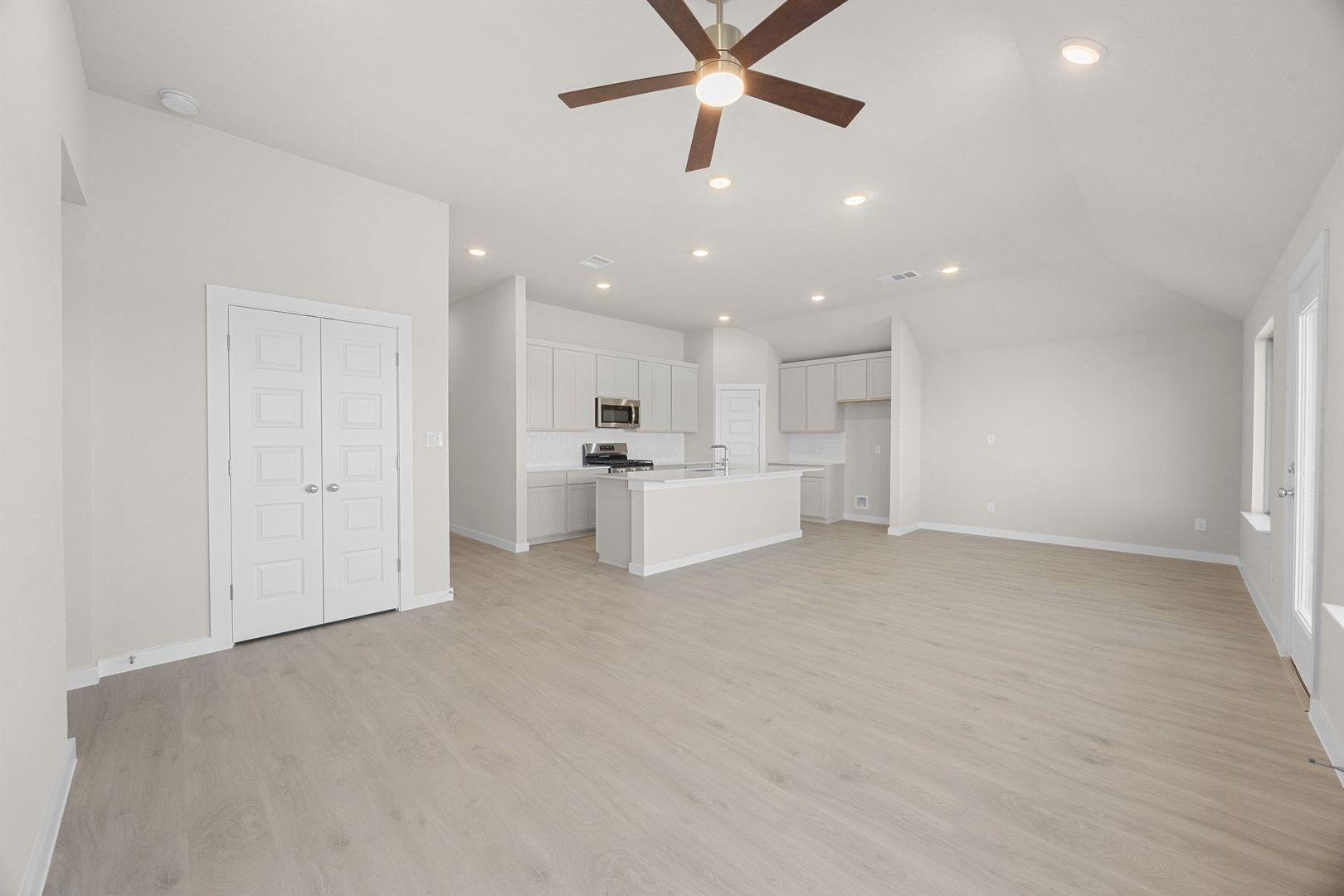 110 Divisadero DR — photo 5