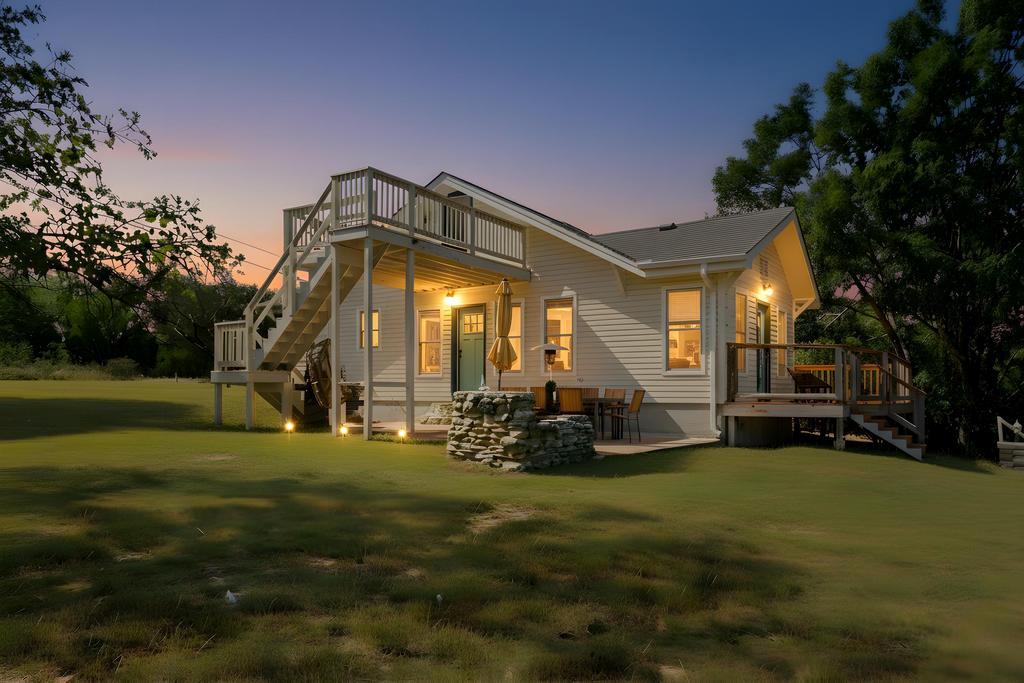 1025 Lake Shore DR — photo 4