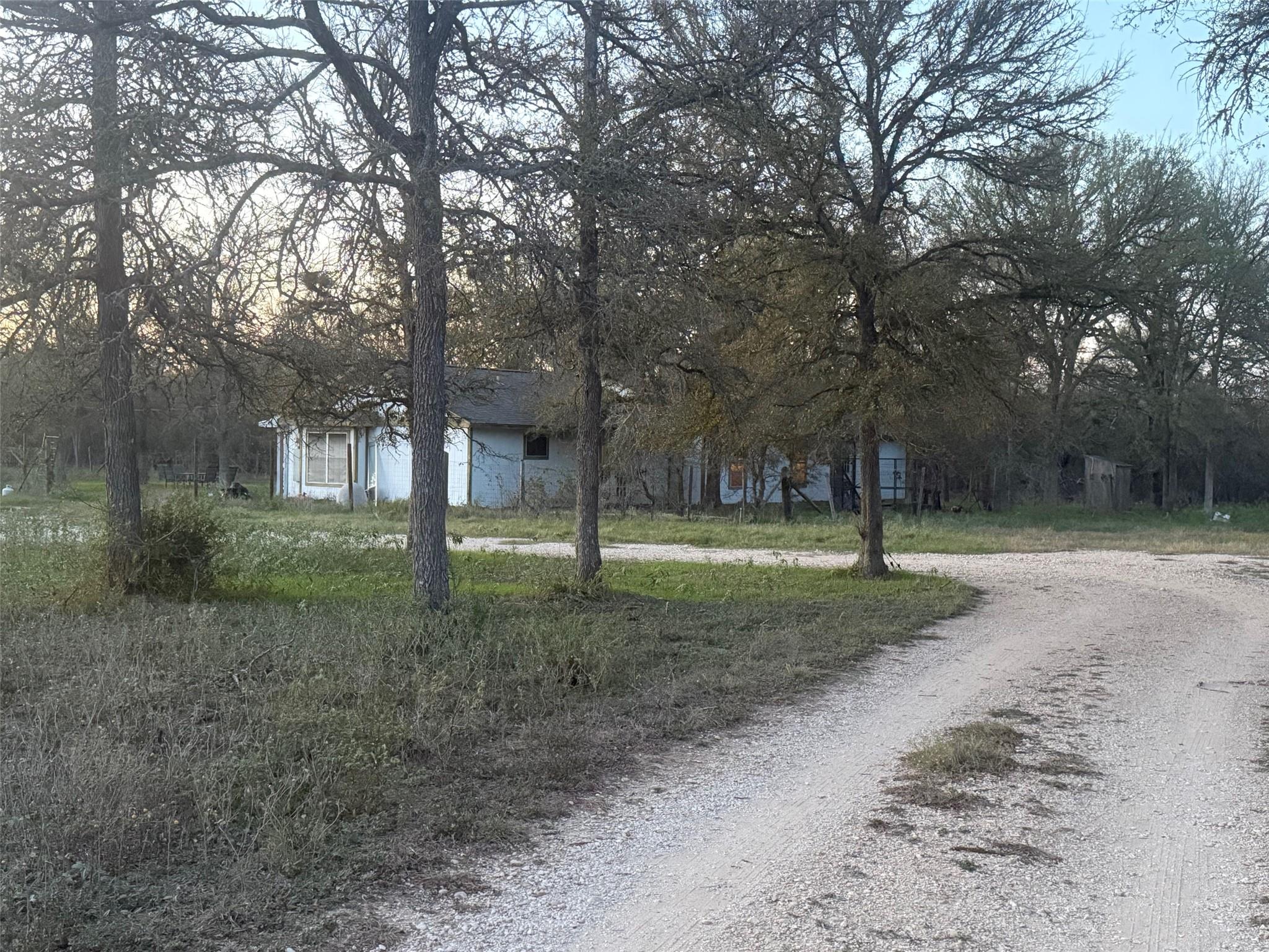 326 The Forest RD — photo 4