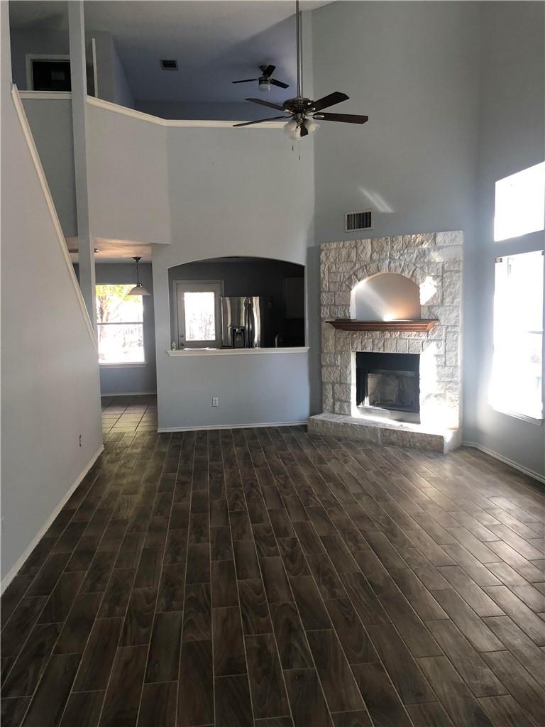 227 Mossy Rock DR — photo 4