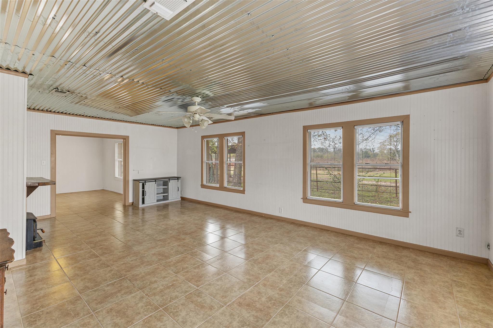 195 L County Road 852 — photo 3