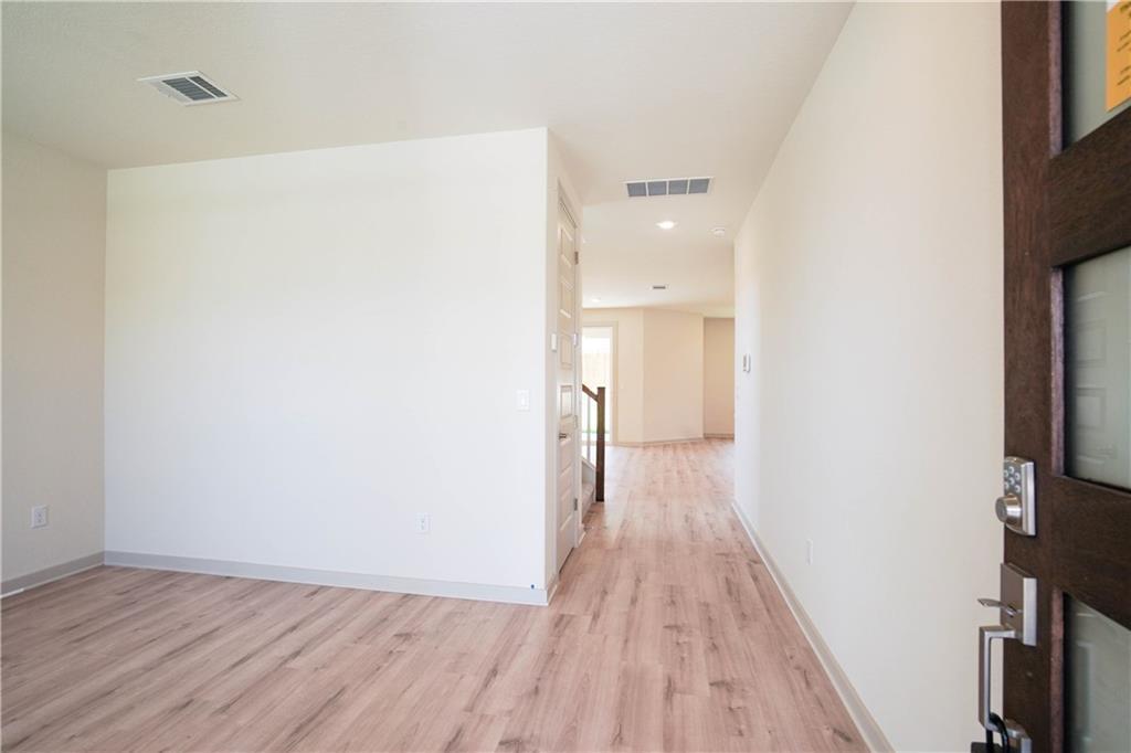 2341 Gabriels Horn RD — photo 3