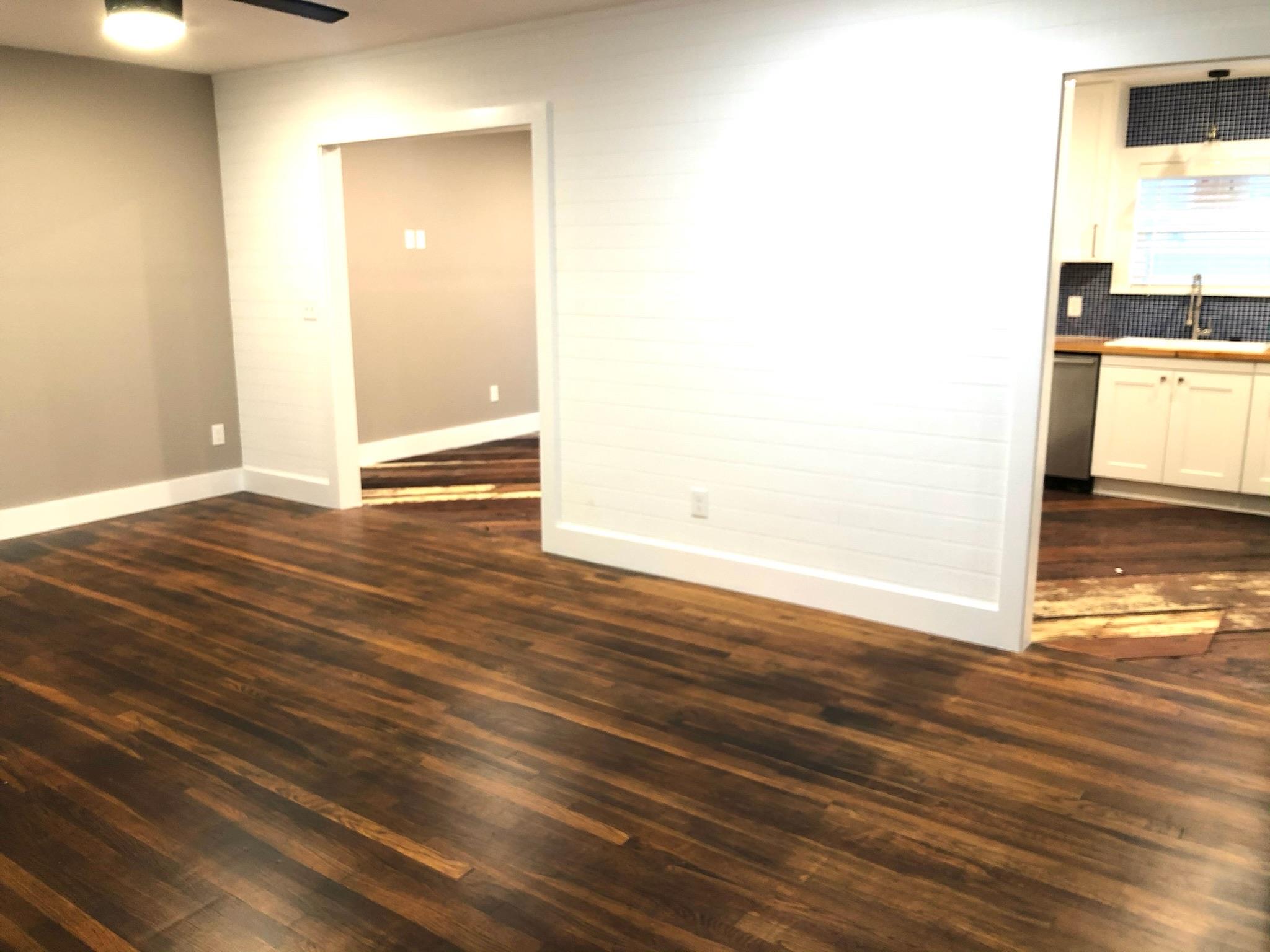 1221 Austin Ave — photo 3