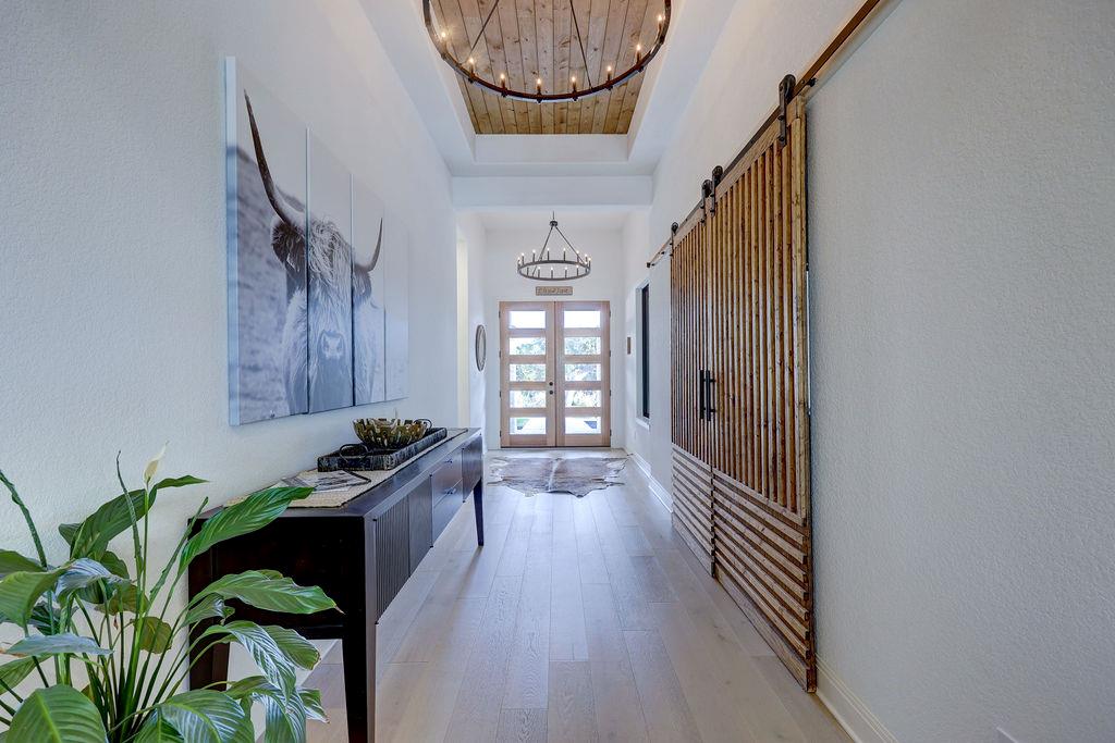 5104 Canyon Oaks DR — photo 4