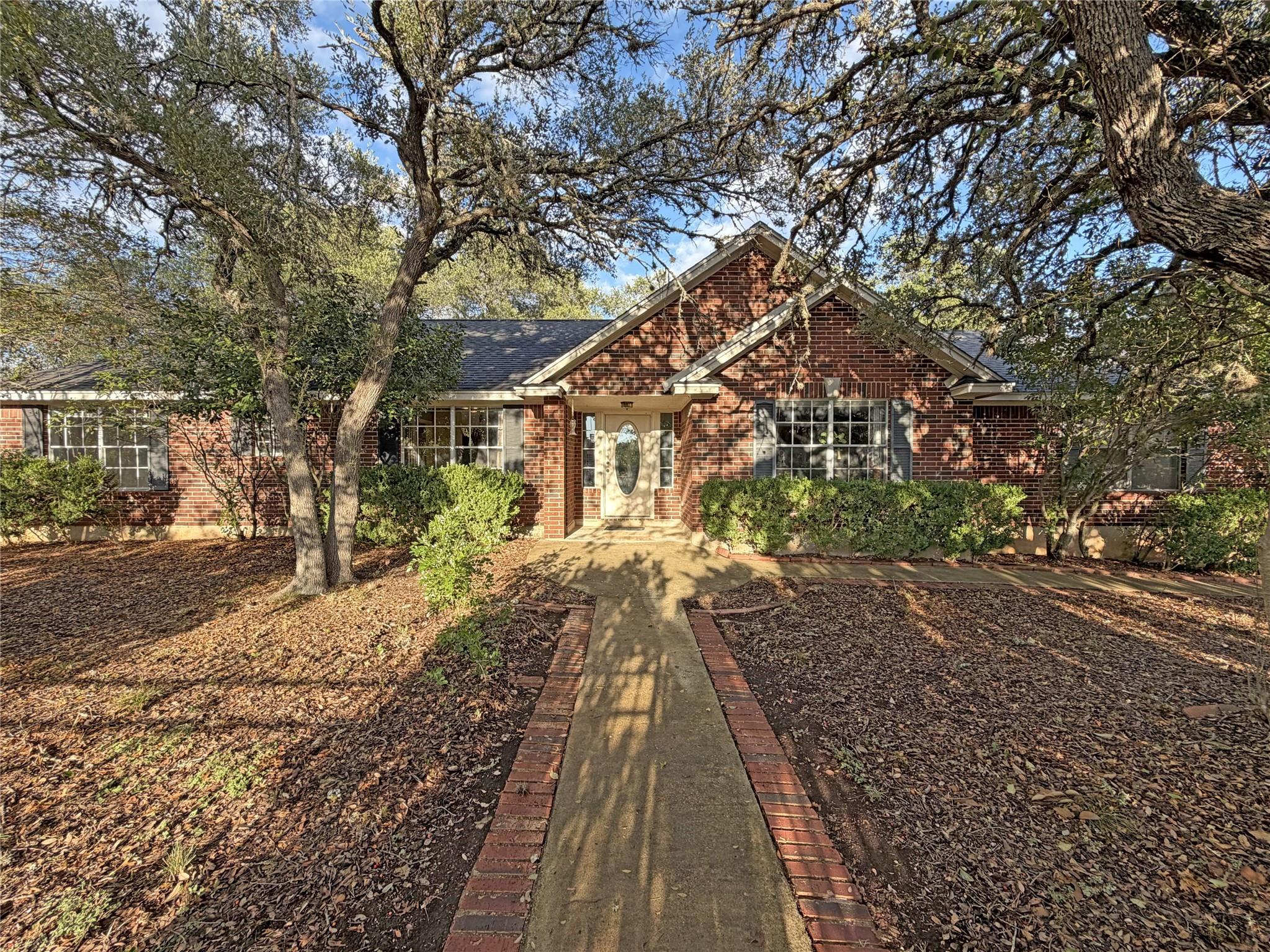2741 Connie DR