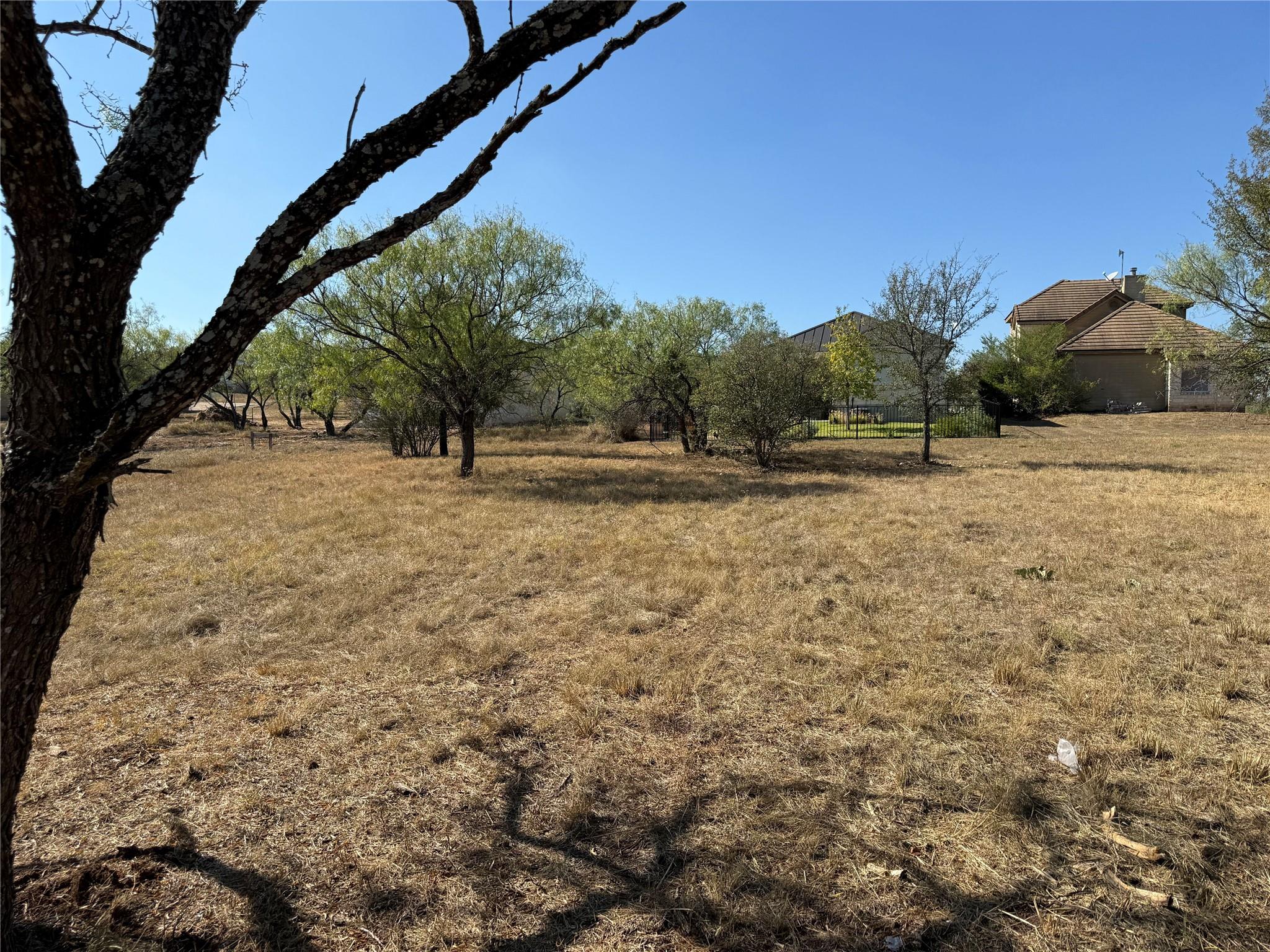 2324 Fault Line DR — photo 4