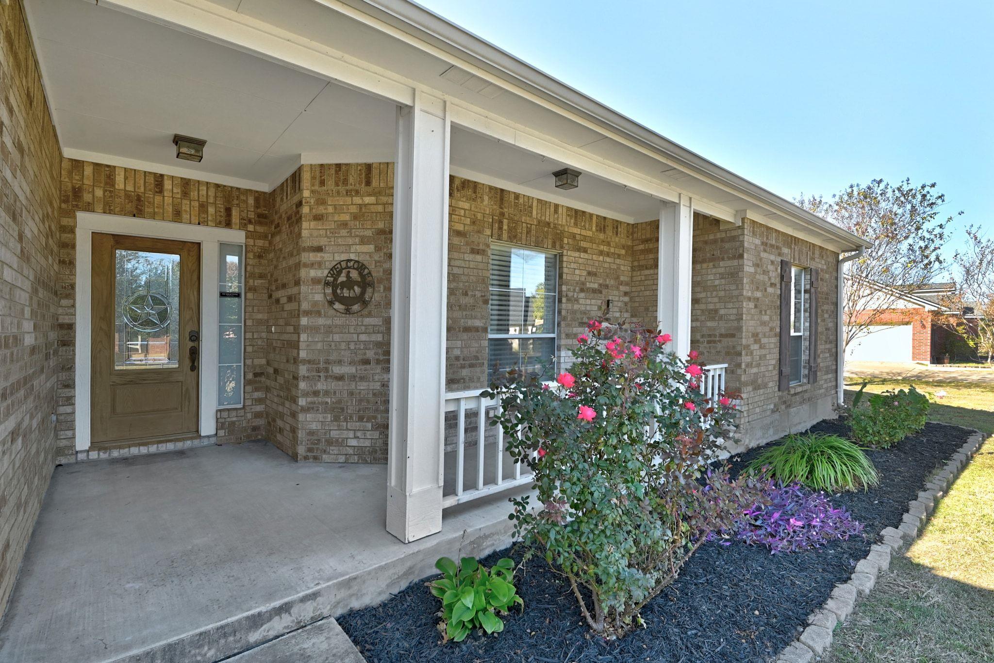 119 Brazos DR — photo 4