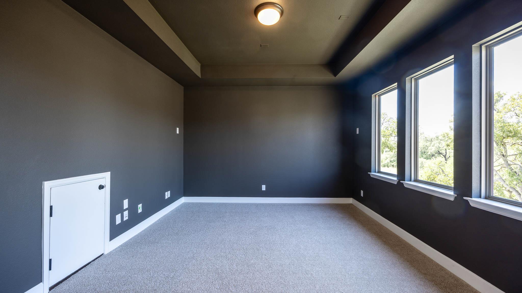 717 Estacado LN — photo 3