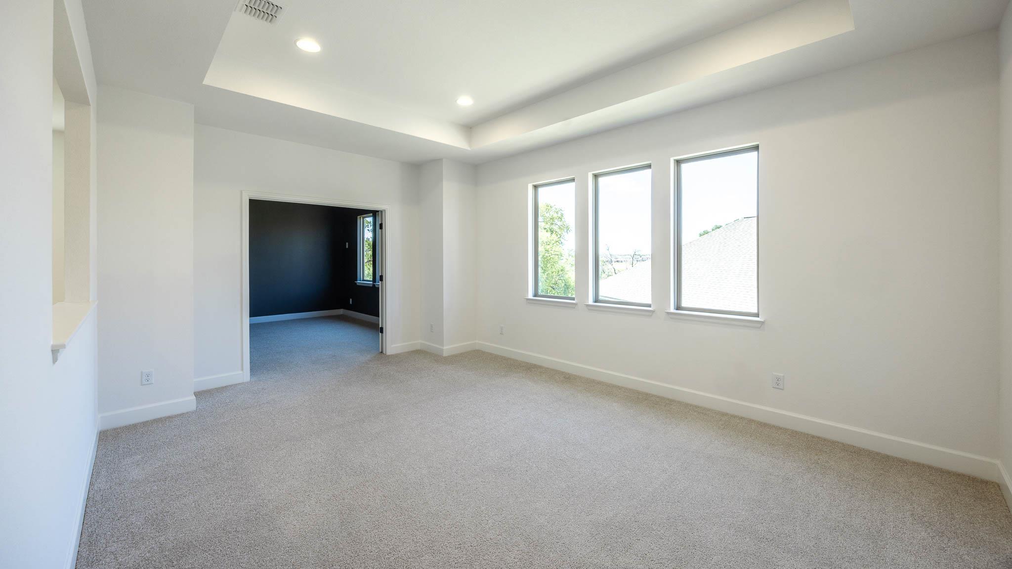 717 Estacado LN — photo 4