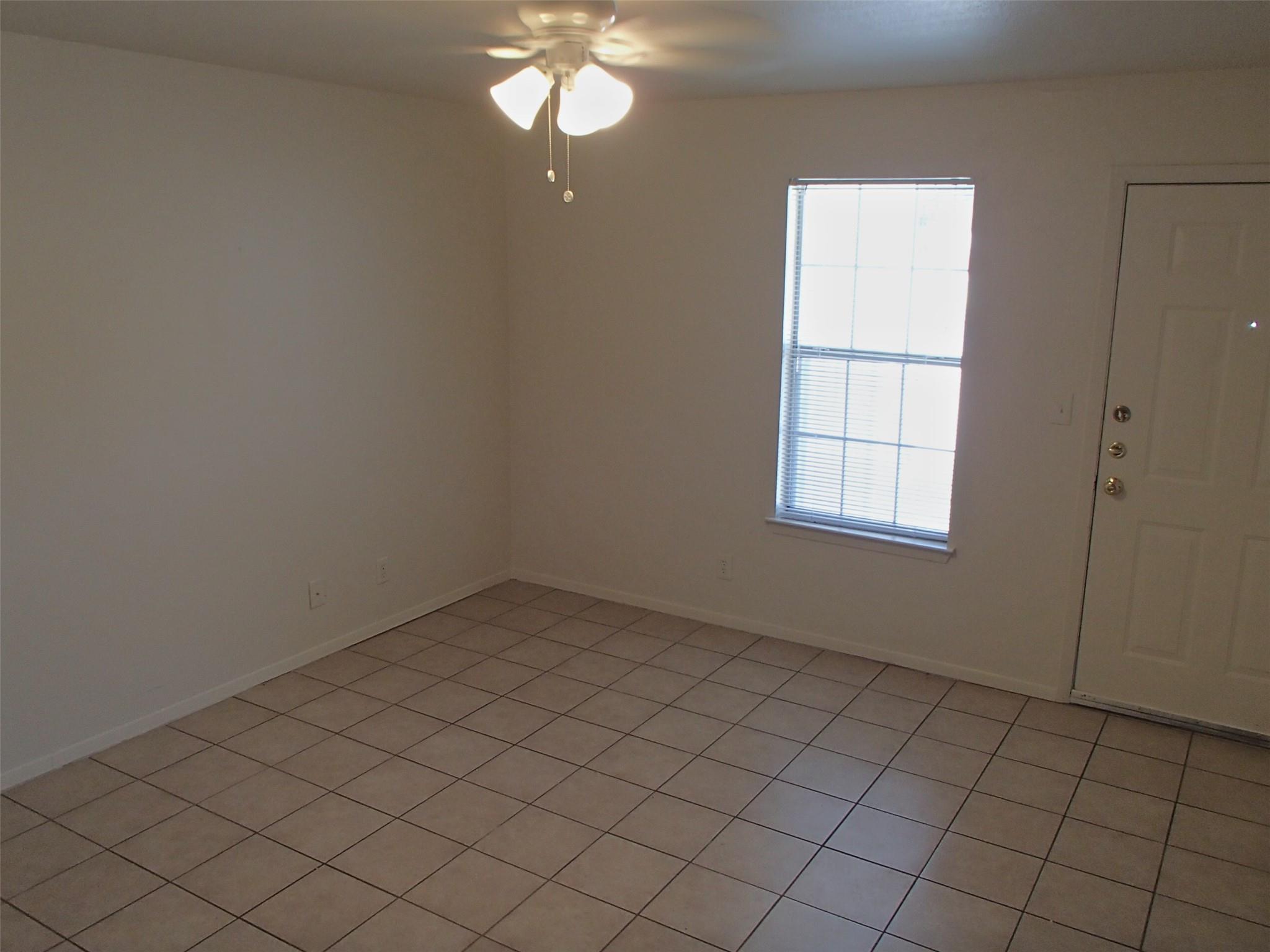 2202 KATY LN #A — photo 5