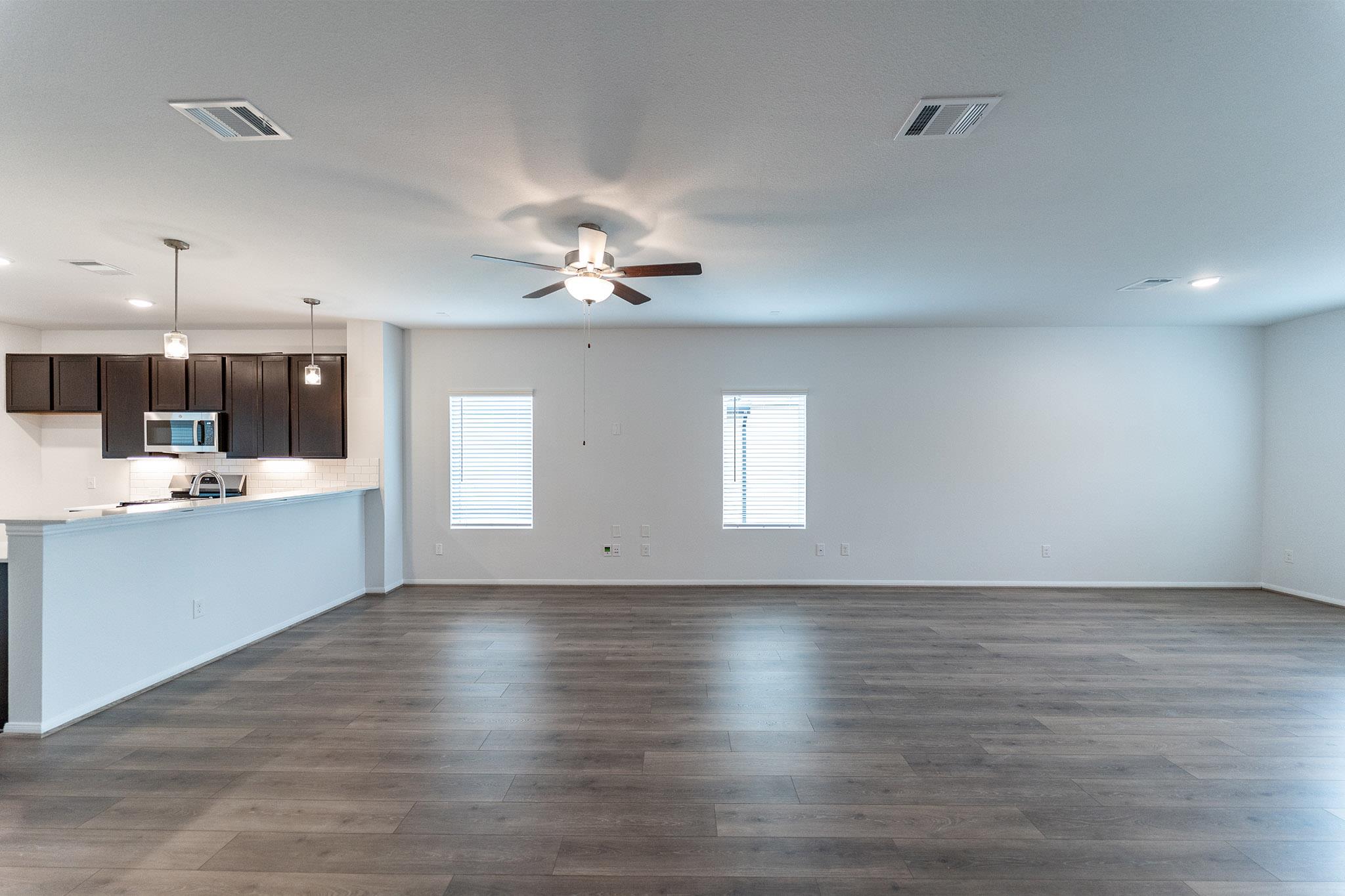 531 Yellowstone DR — photo 4