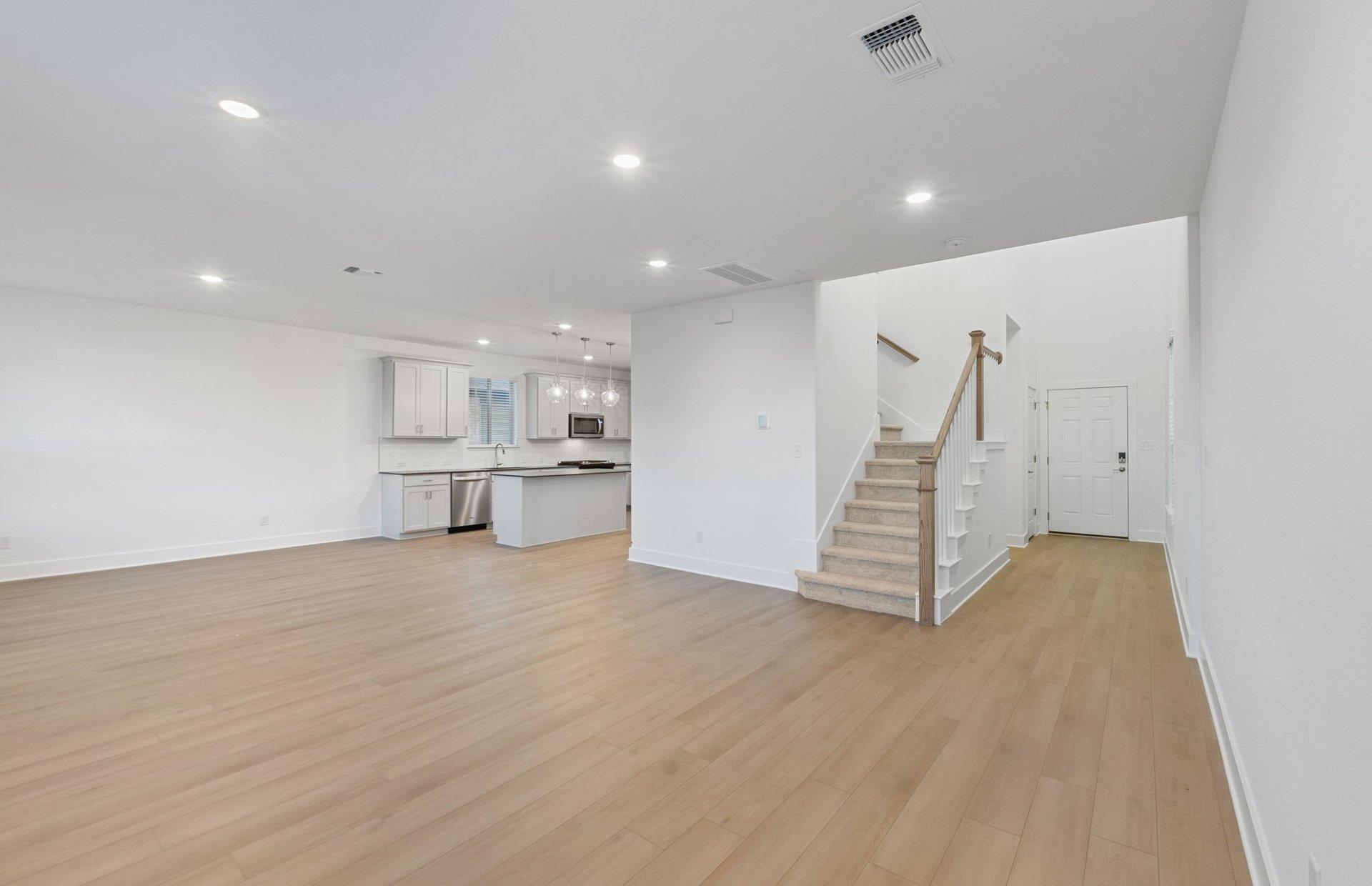 425 Bristlecone BND — photo 4