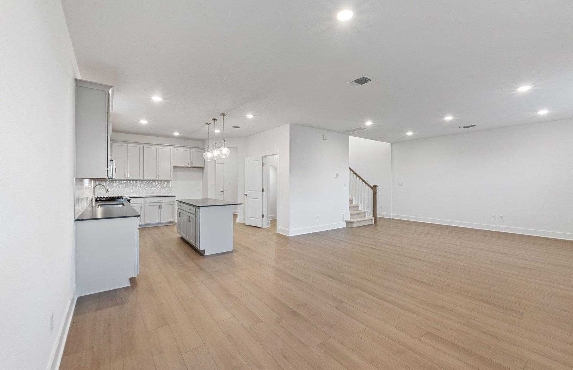 425 Bristlecone BND — photo 5