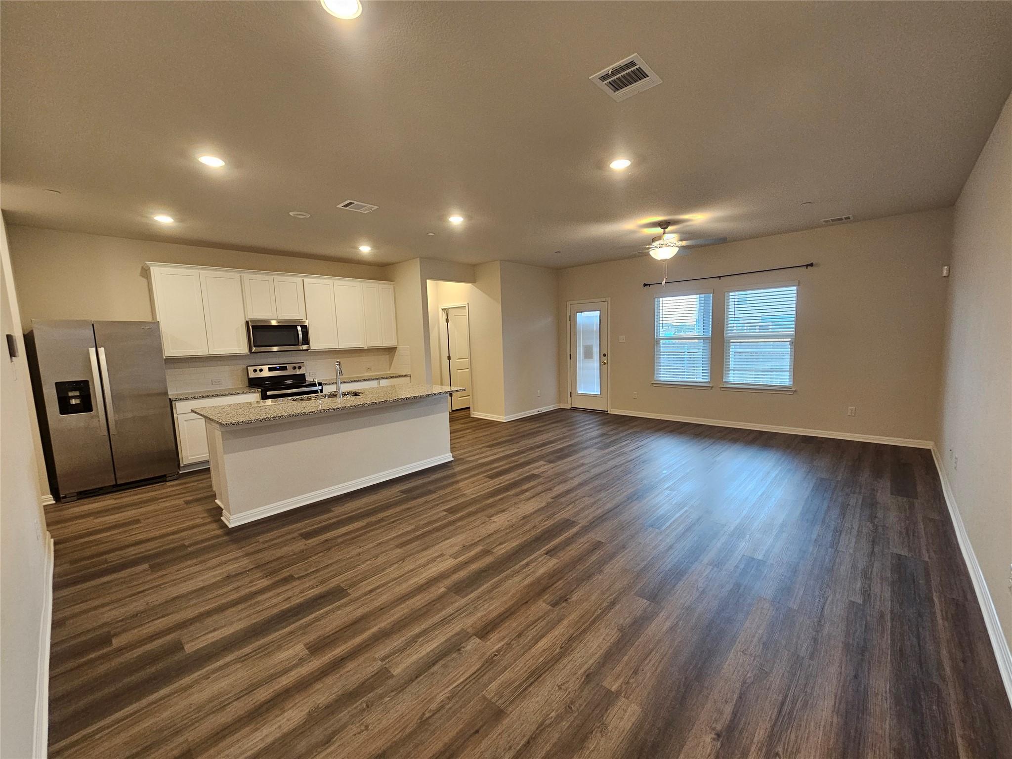 164 Texas Agate DR #4 — photo 3