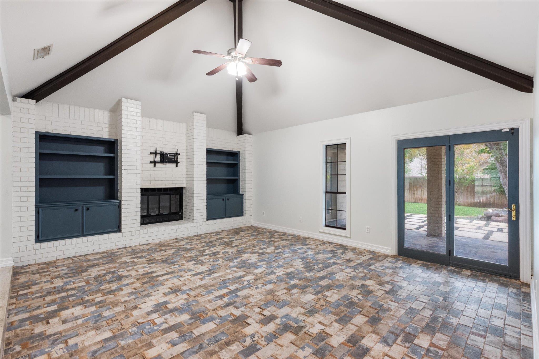 109 White Sands DR — photo 4