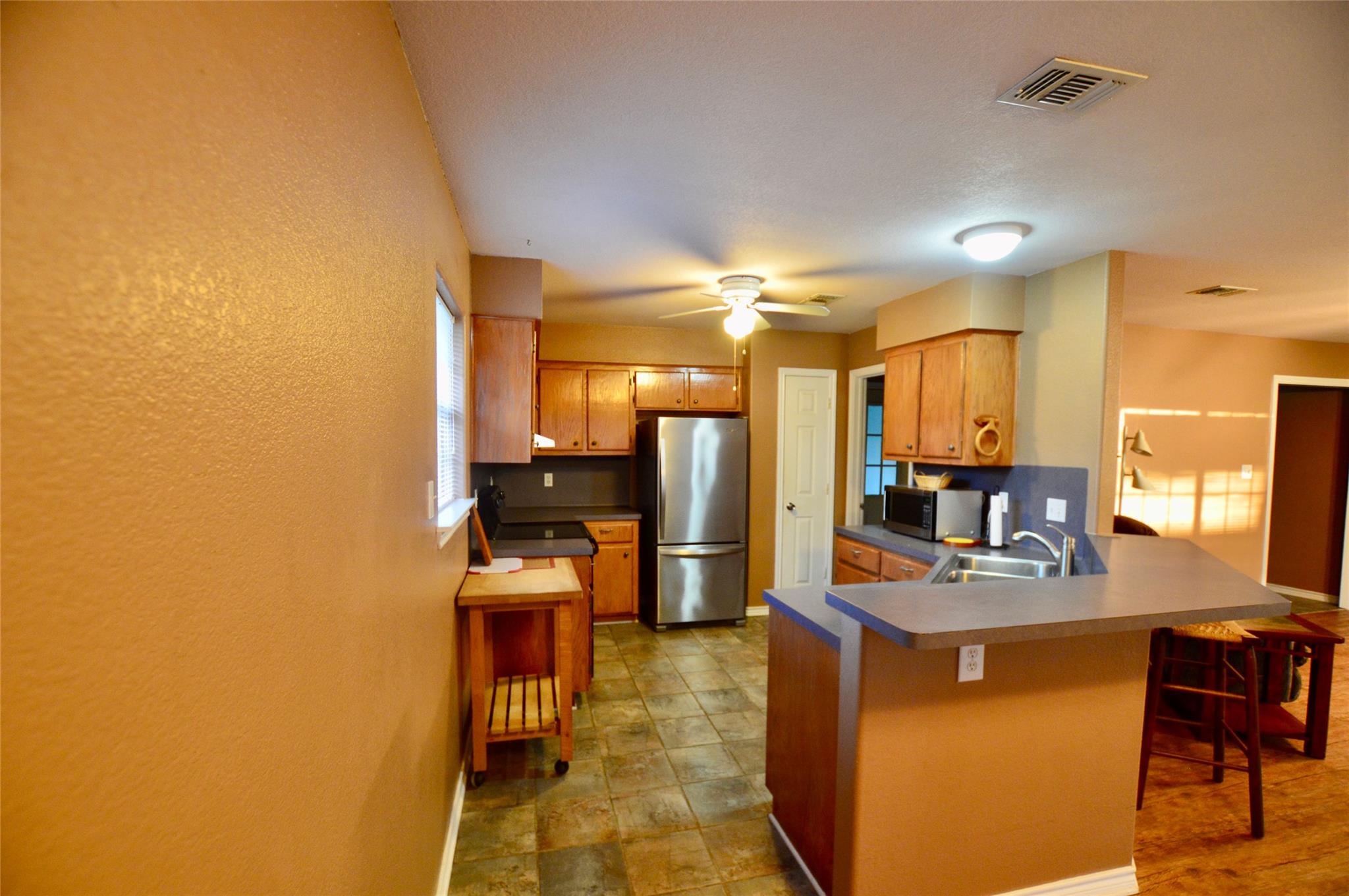 643 Yegua DR — photo 5