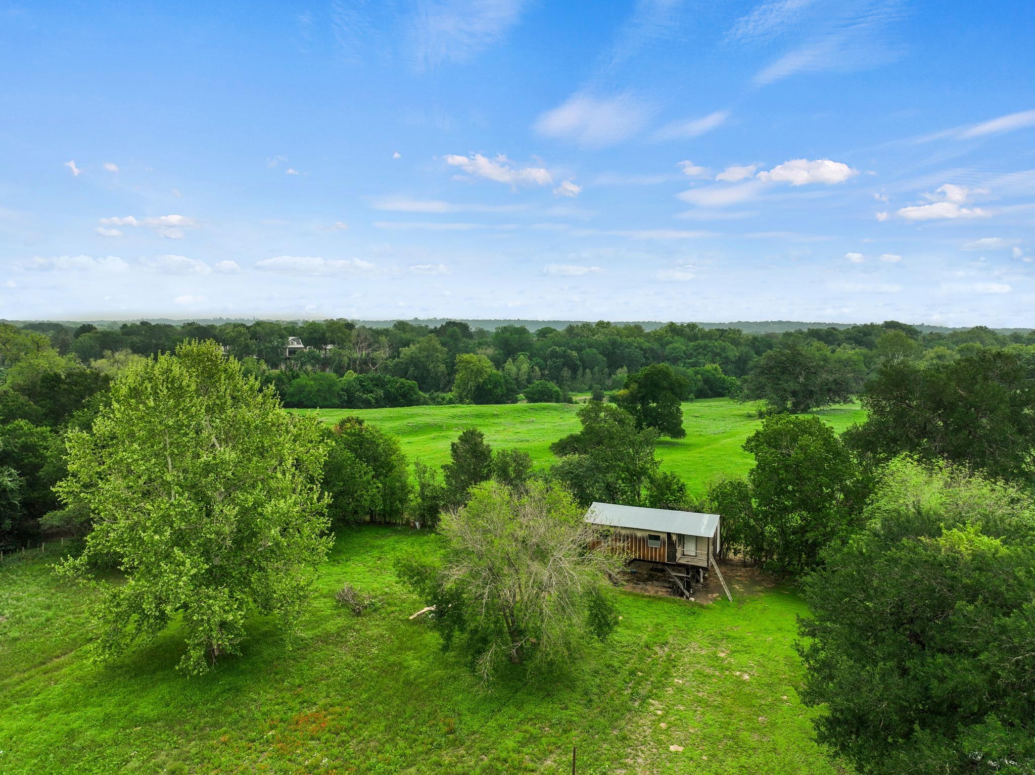 429 Hidden Shores RD