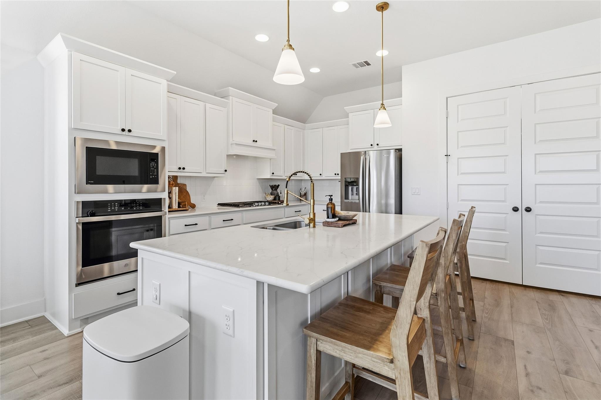 14421 Kira LN — photo 4
