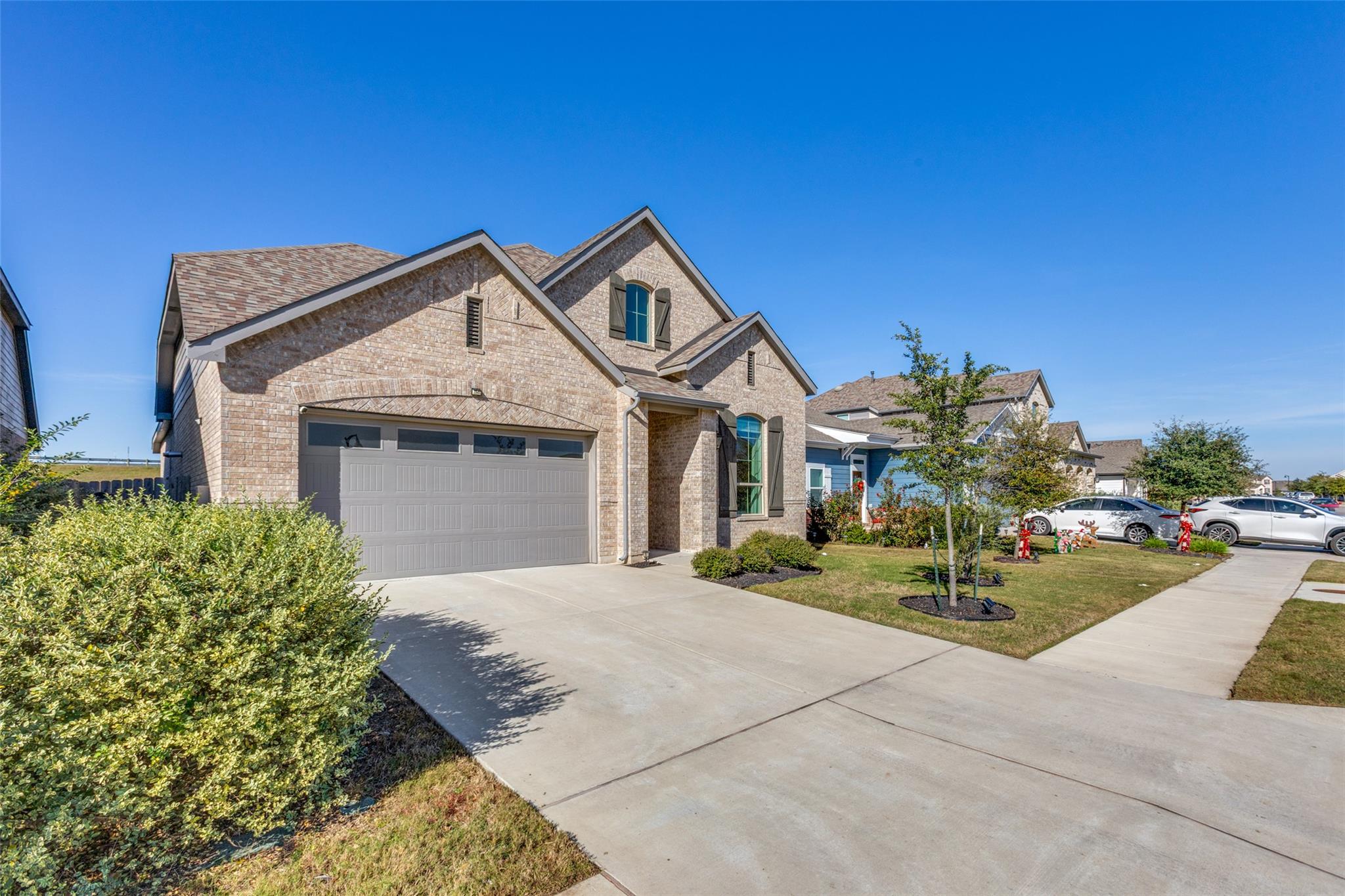 409 Mangold DR — photo 5