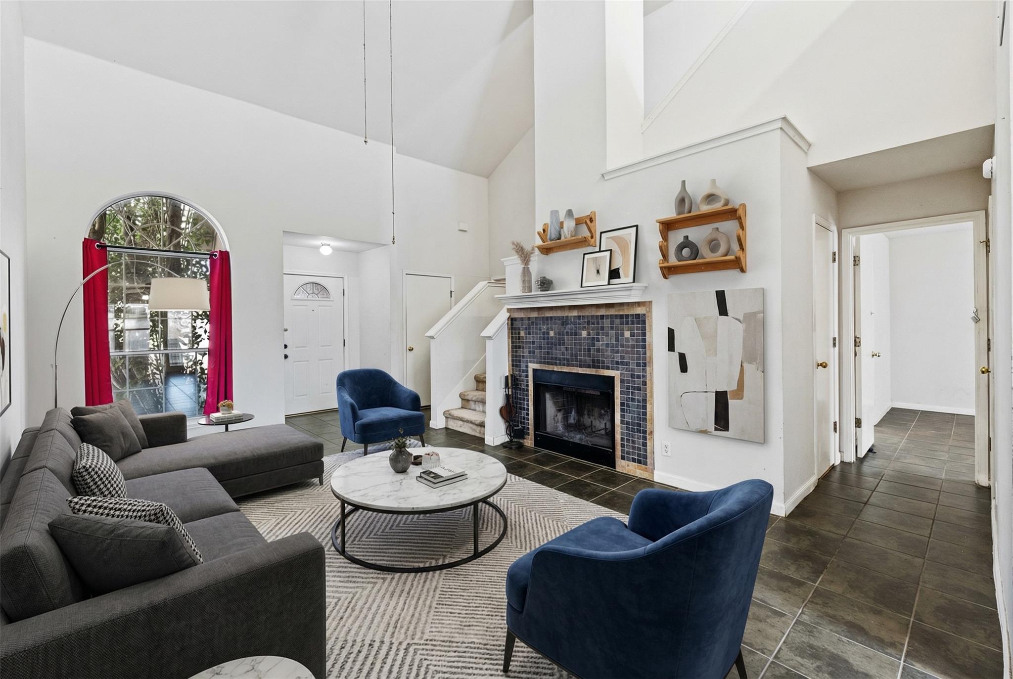 600 Tobin DR — photo 4