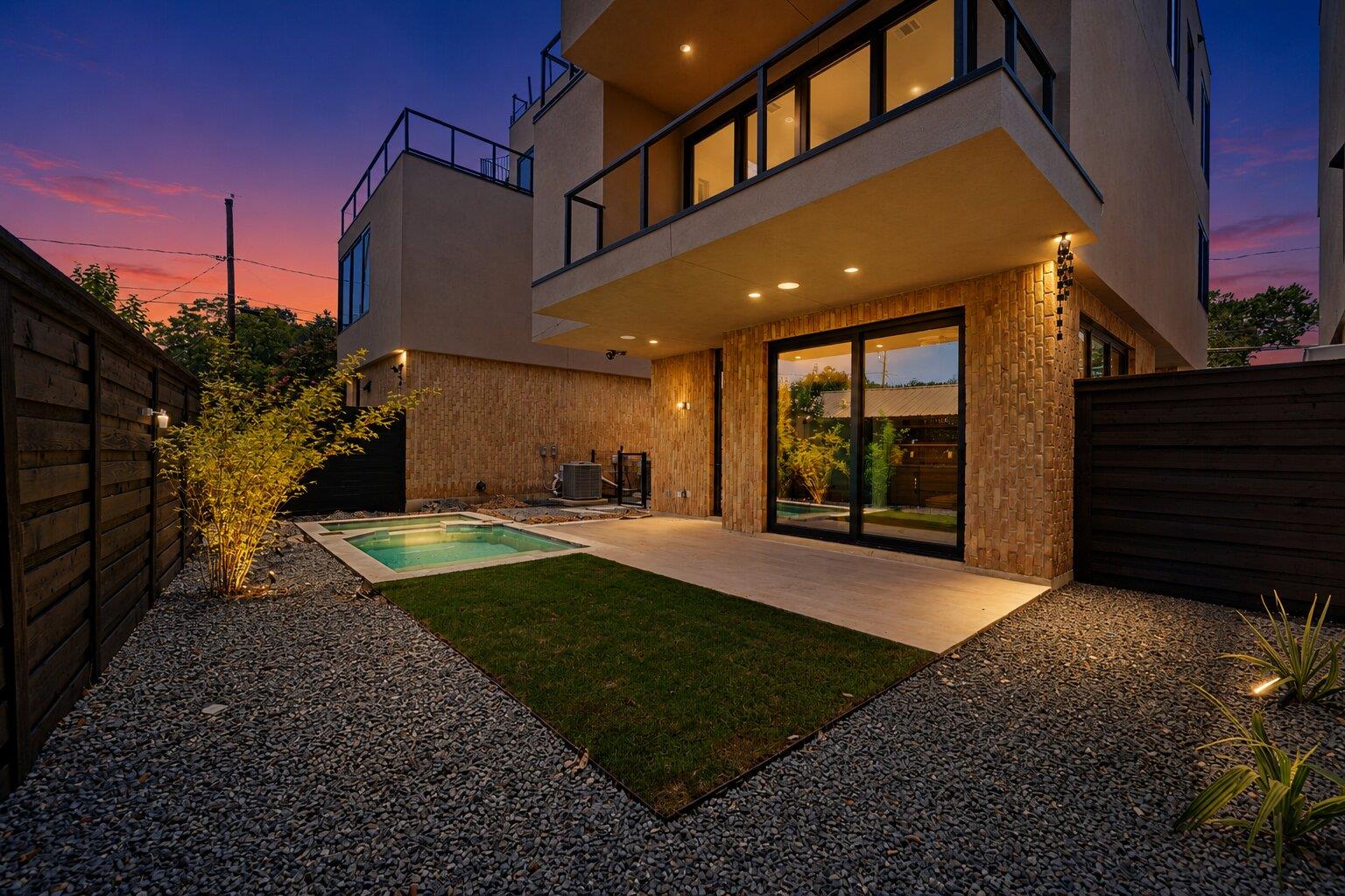 1403 Barton Hills DR