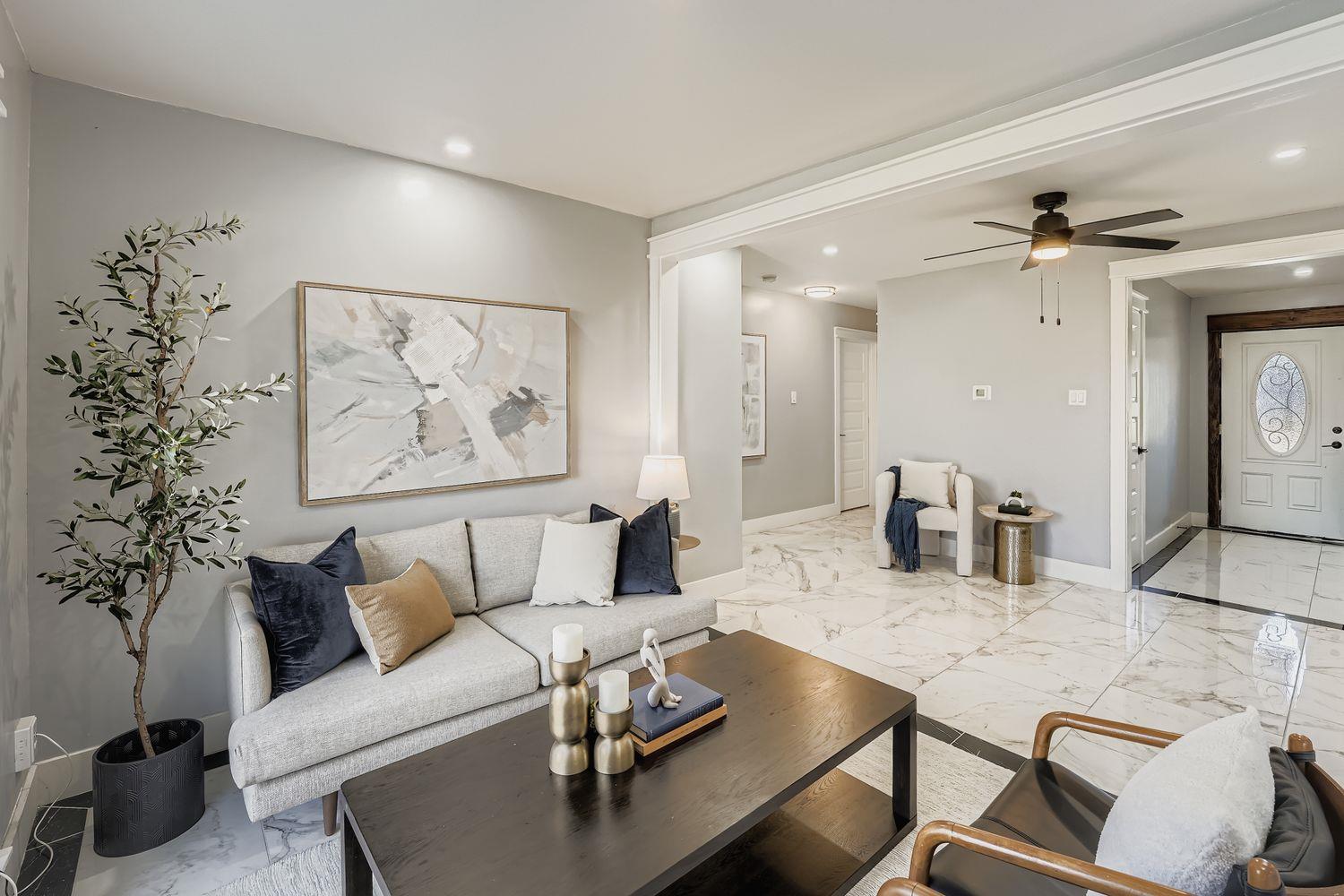 7004 Meadow Bend DR — photo 4