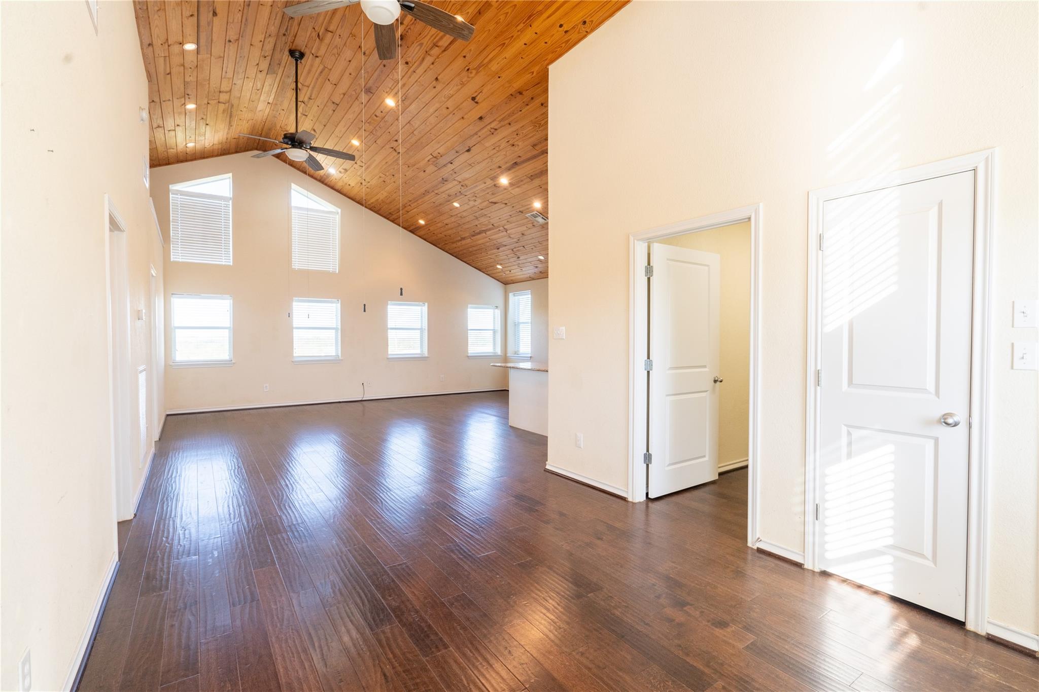 1050 County Road 129 #B — photo 5
