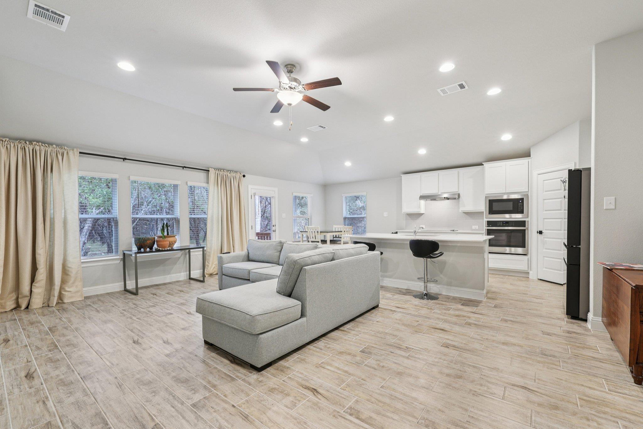 21709 Osage LN — photo 5