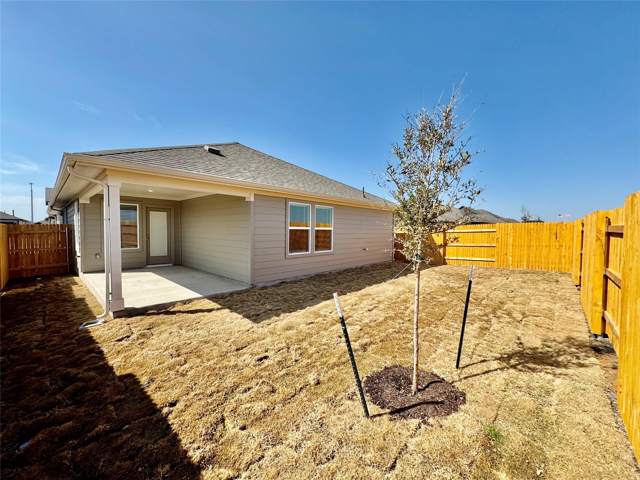 125 Holmby DR — photo 5