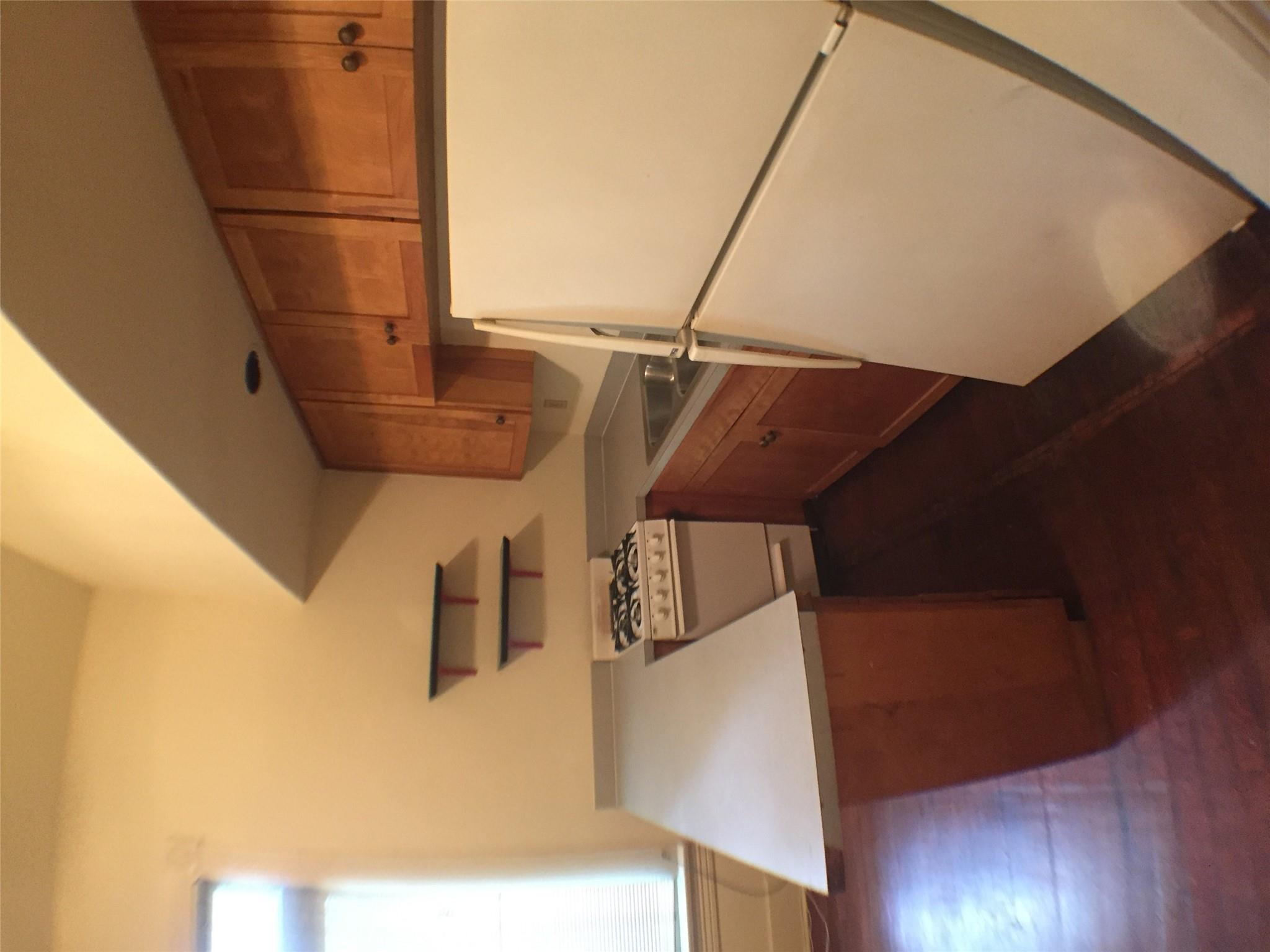 908 22nd ST #D — photo 4