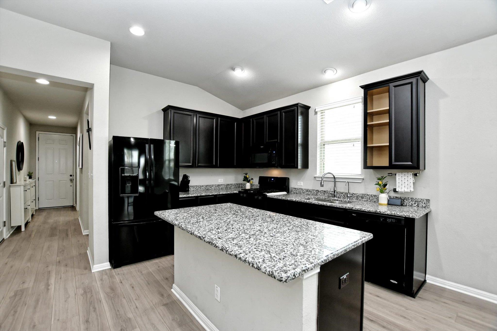 5741 Porano CIR — photo 4