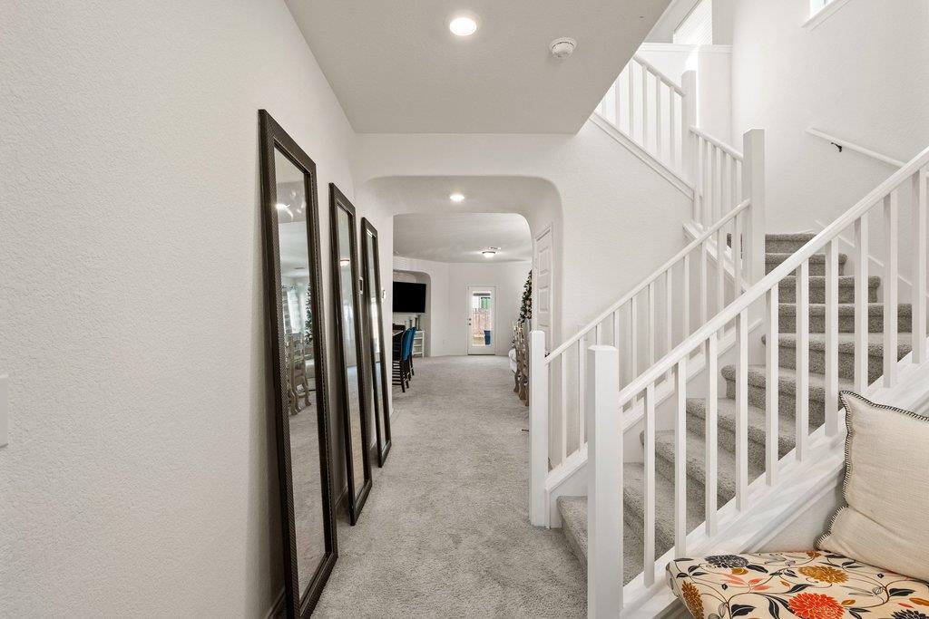 218 Summit DR — photo 5