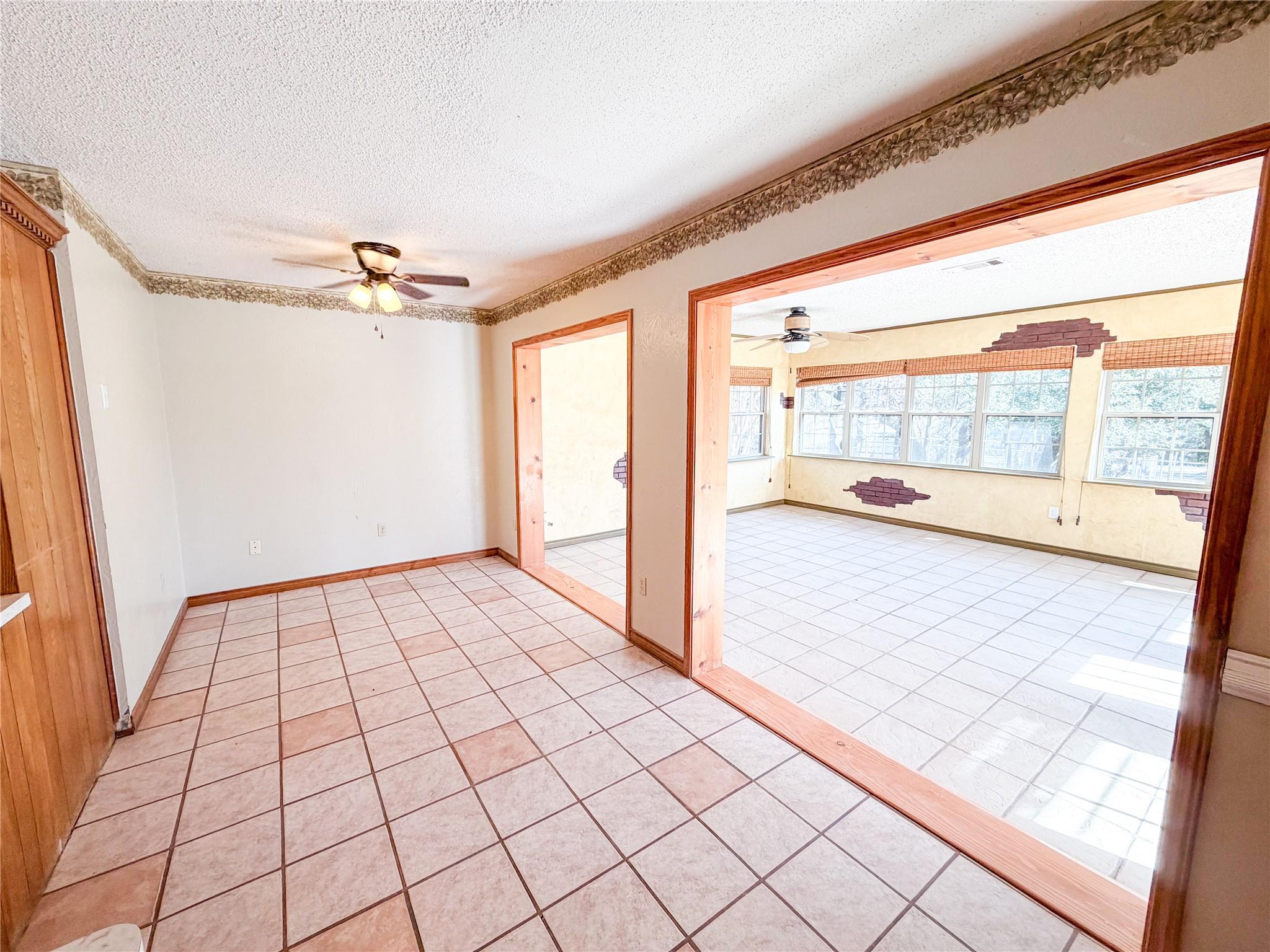 3125 Sikes DR — photo 4