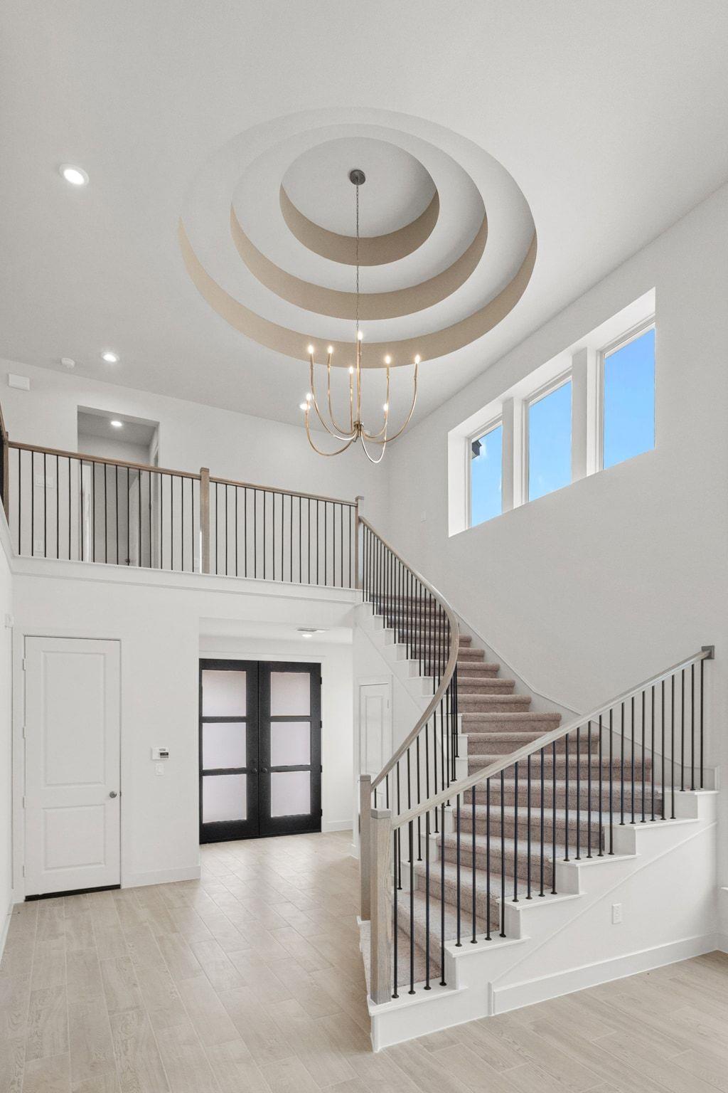 425 Buckaroo DR — photo 3