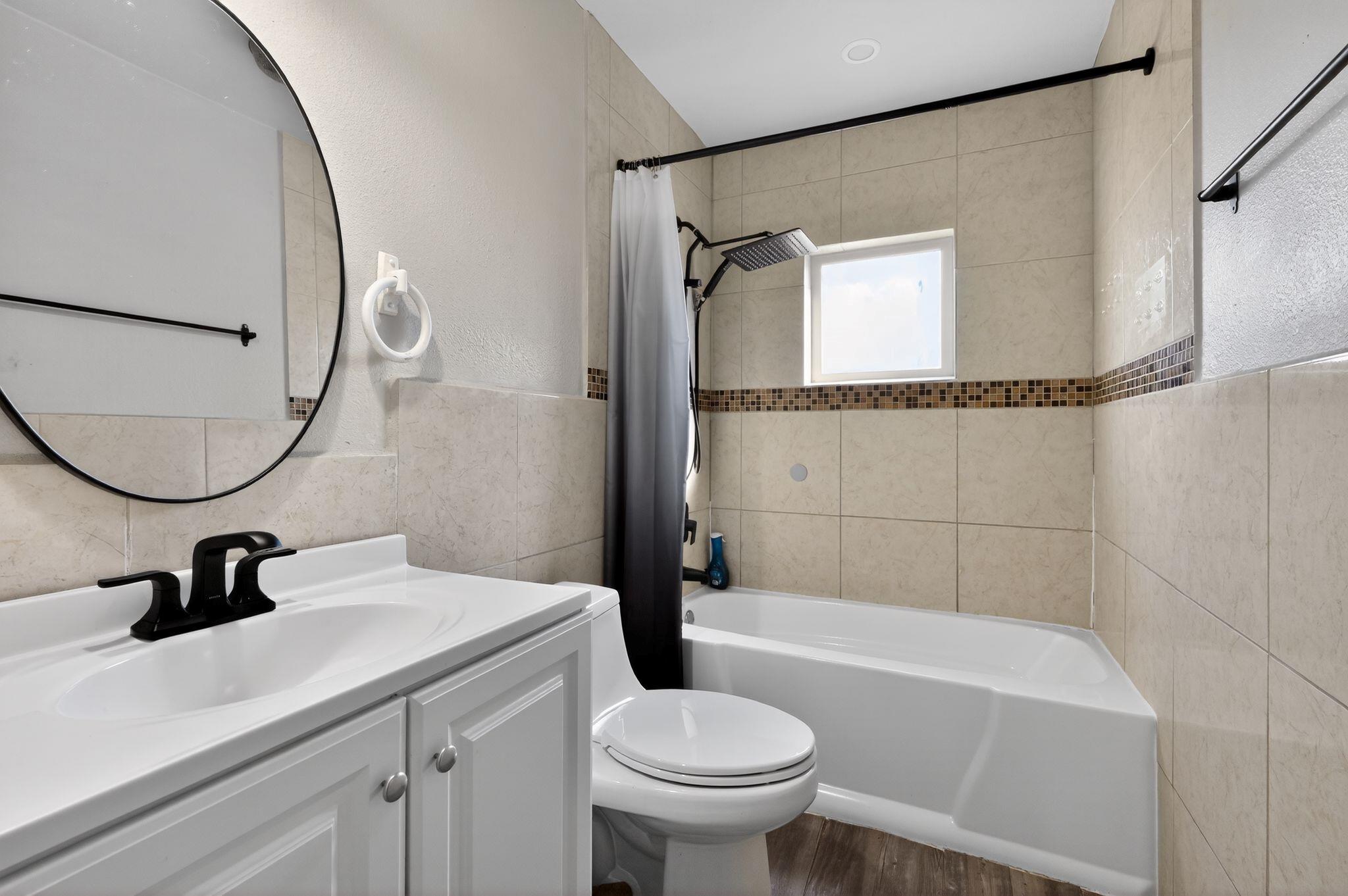220 Mockingbird LN — photo 4