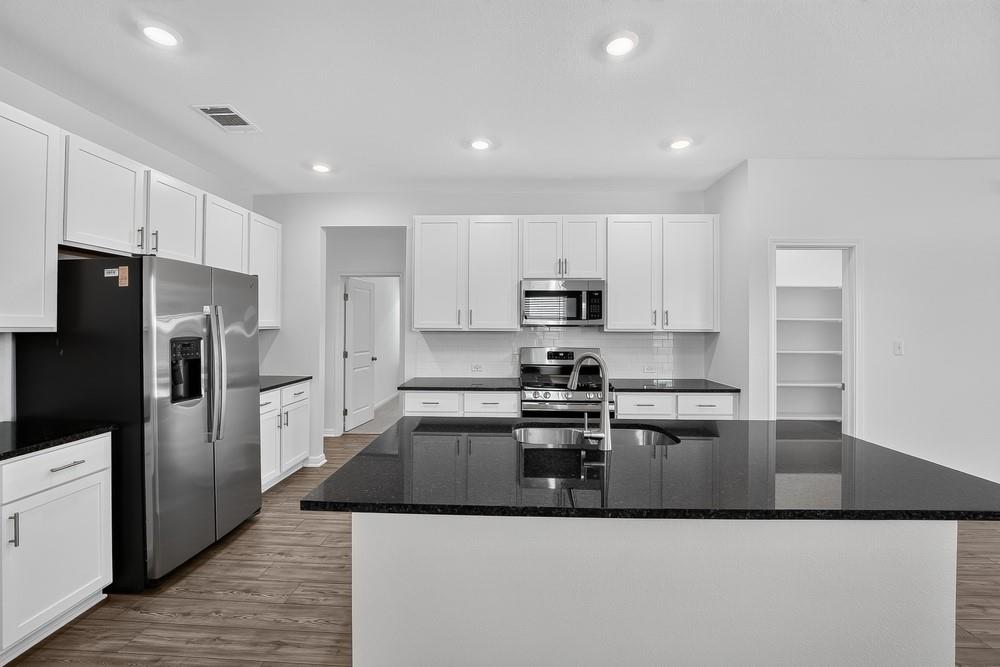 207 Bayou Mint BLVD — photo 4