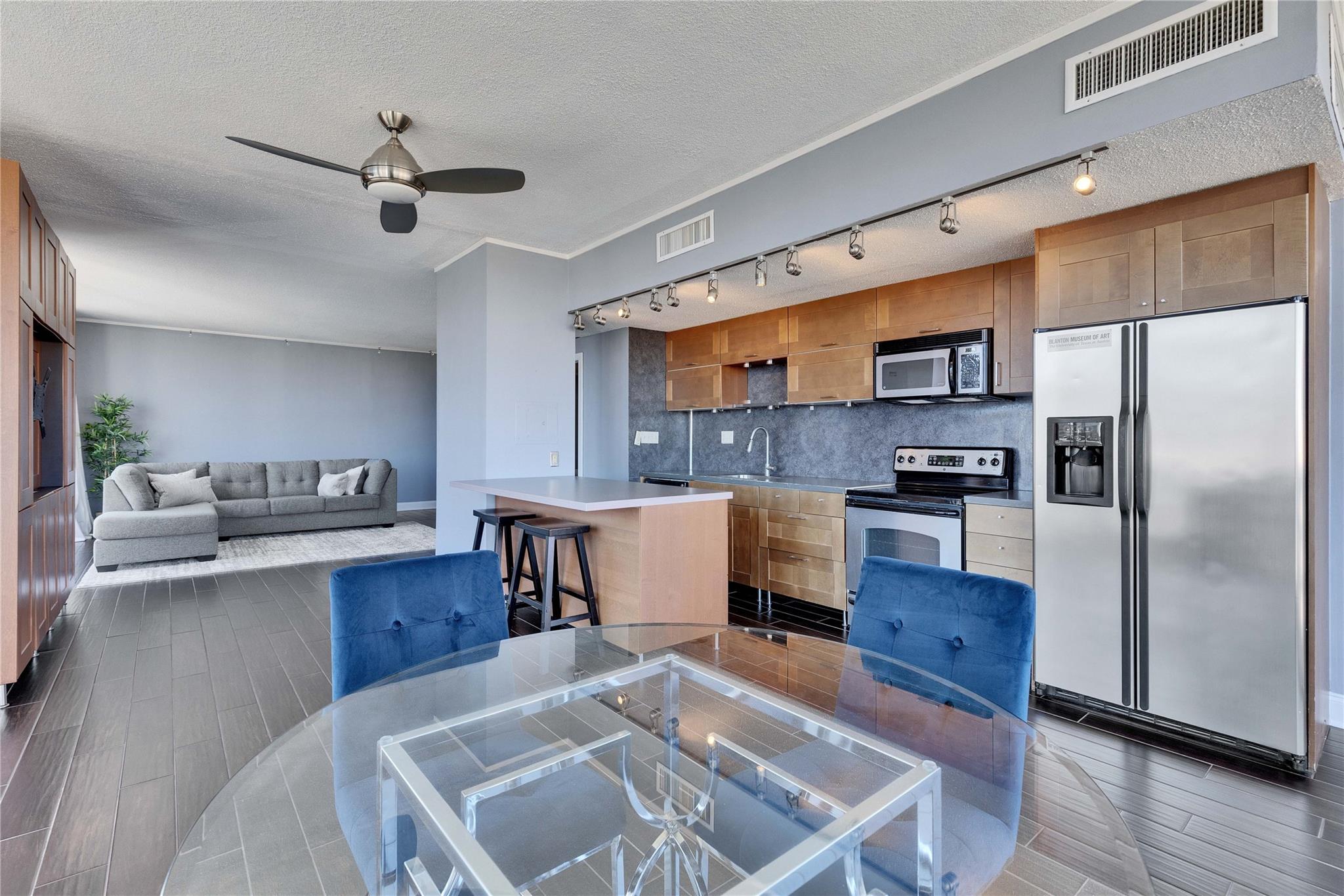 1801 Lavaca ST #5D — photo 4