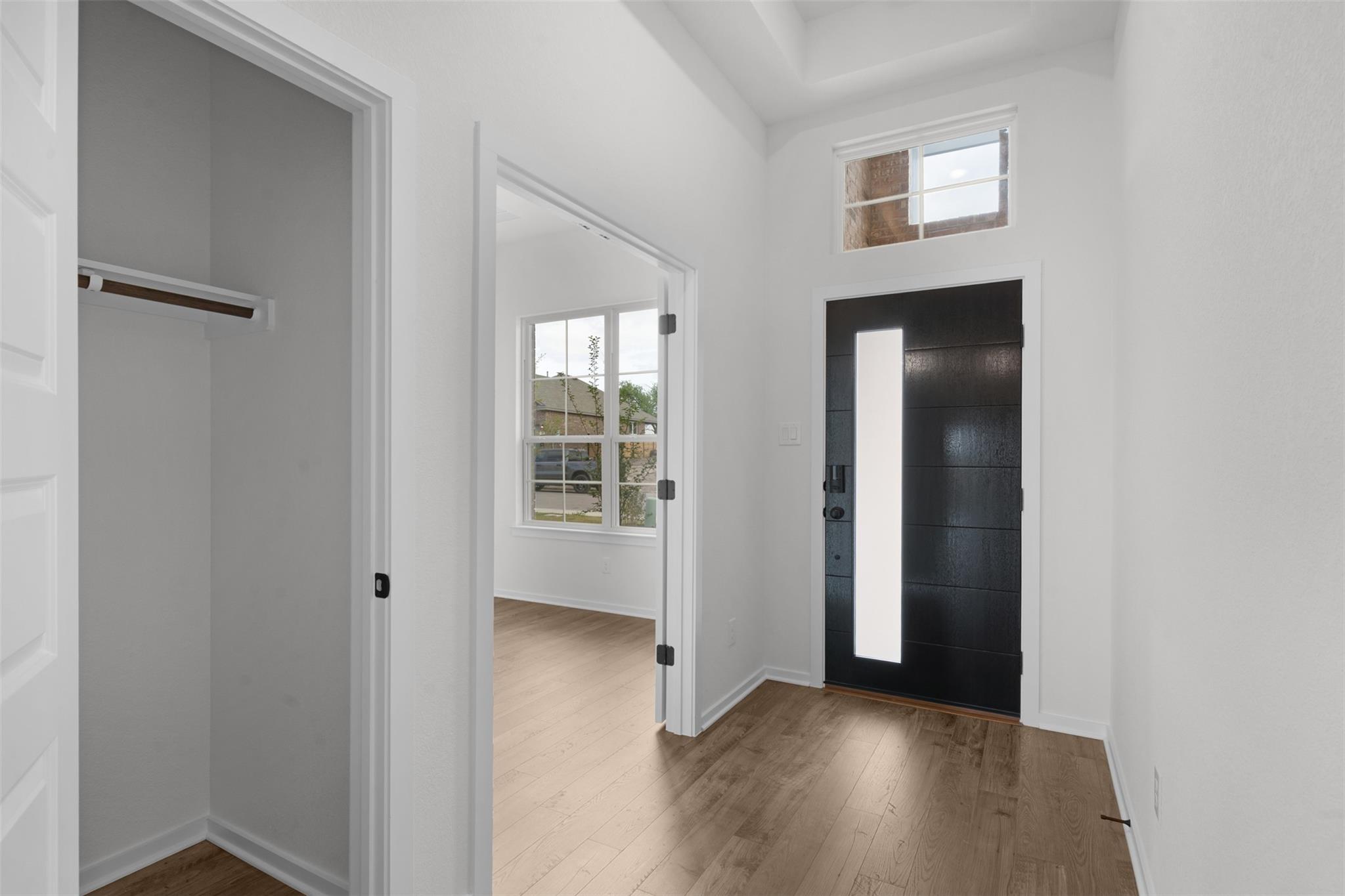 405 Raleigh DR — photo 3