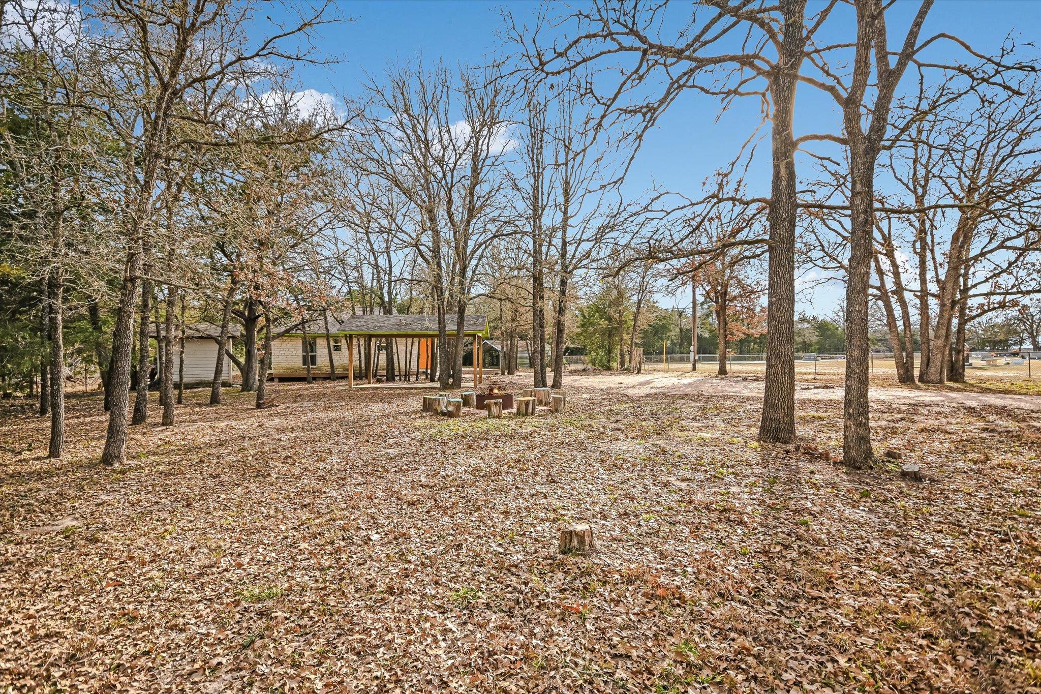 309 Stolle LN — photo 4