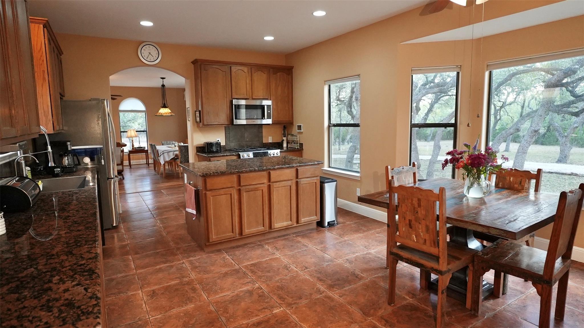450 Windmill Oaks DR — photo 5