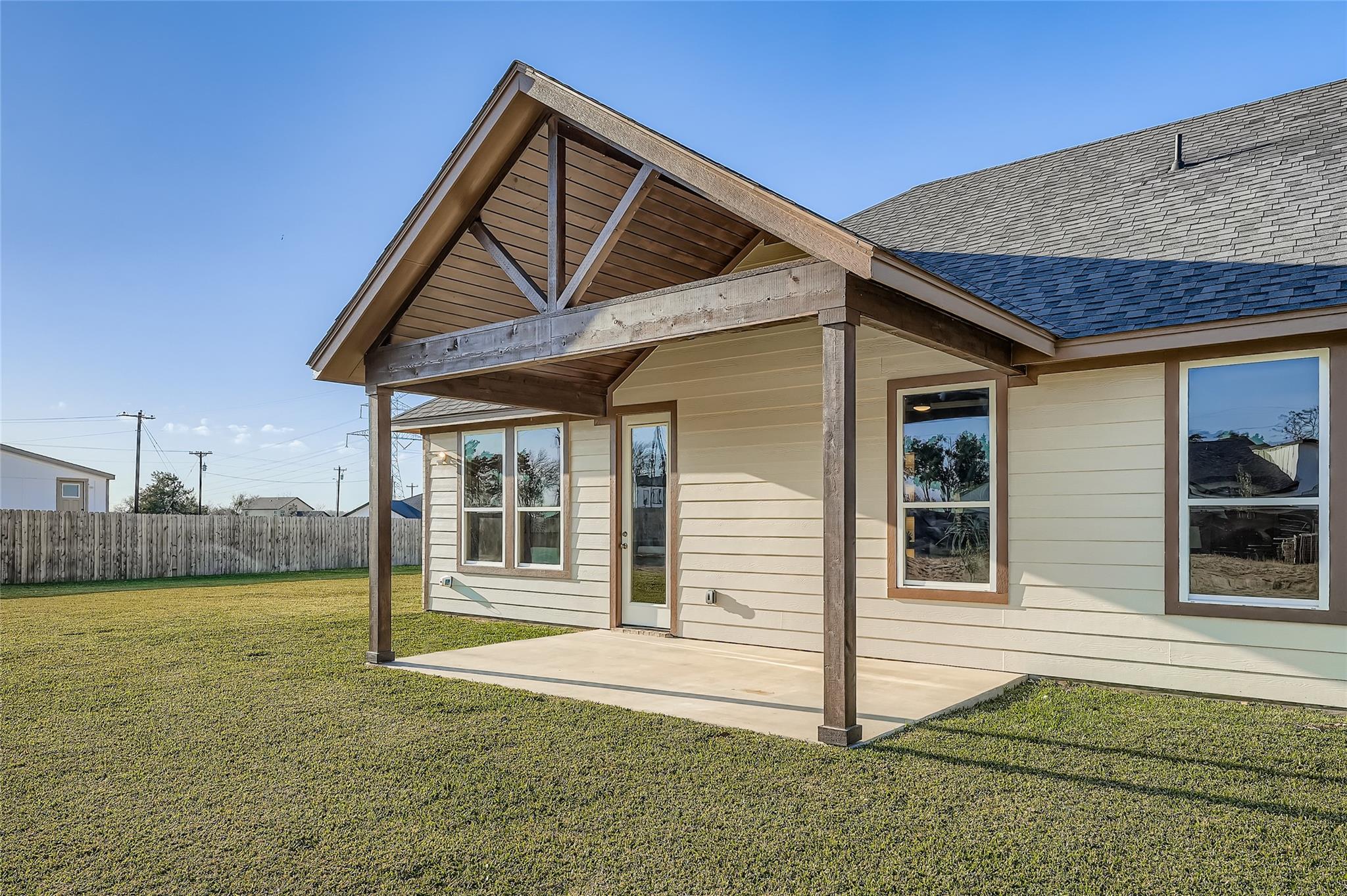 222 Arosa DR — photo 4