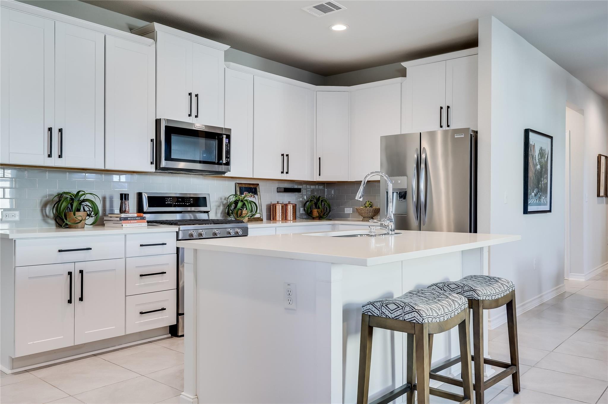 5216 Golden Canary LN — photo 4