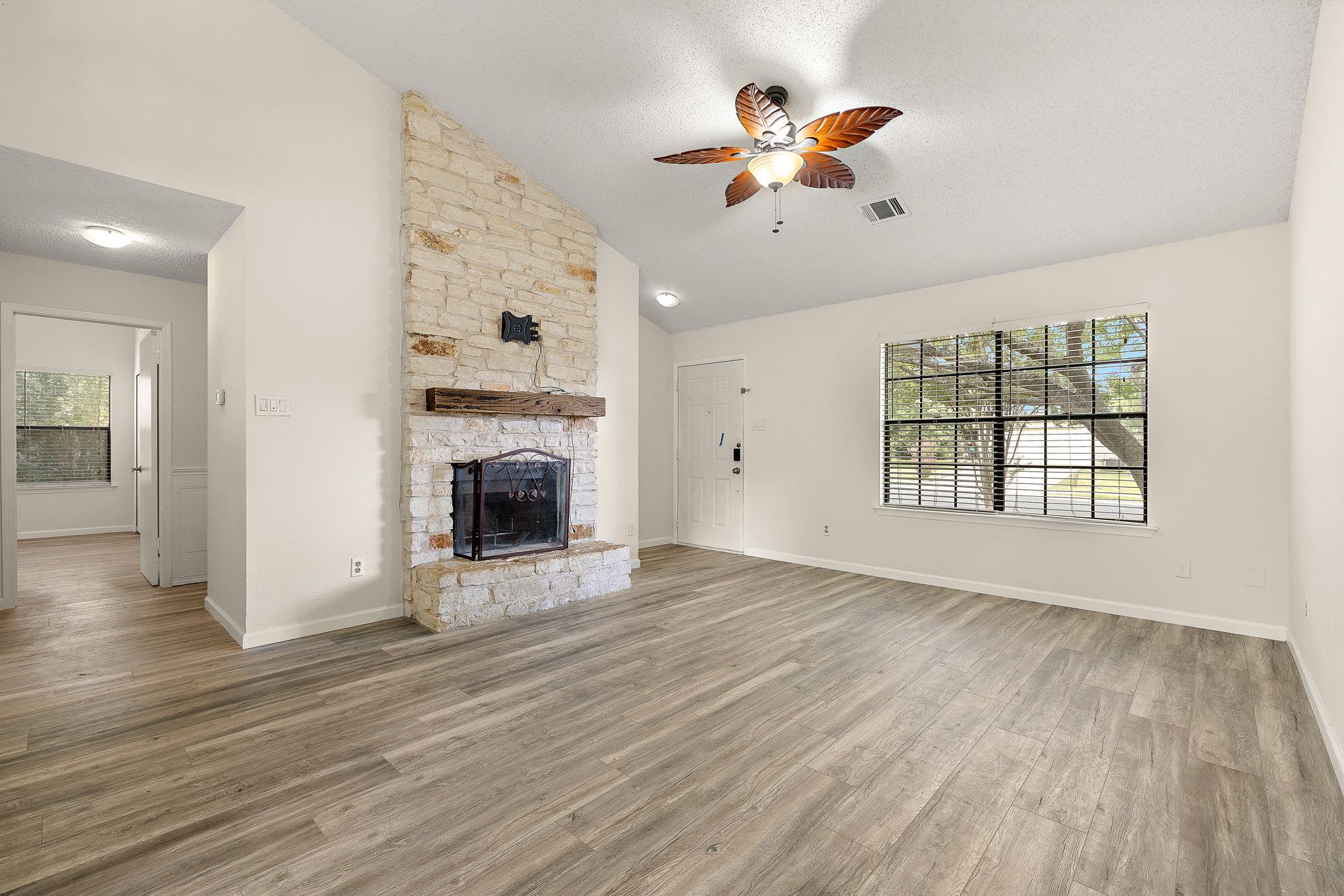 1705 Laurel PATH — photo 5