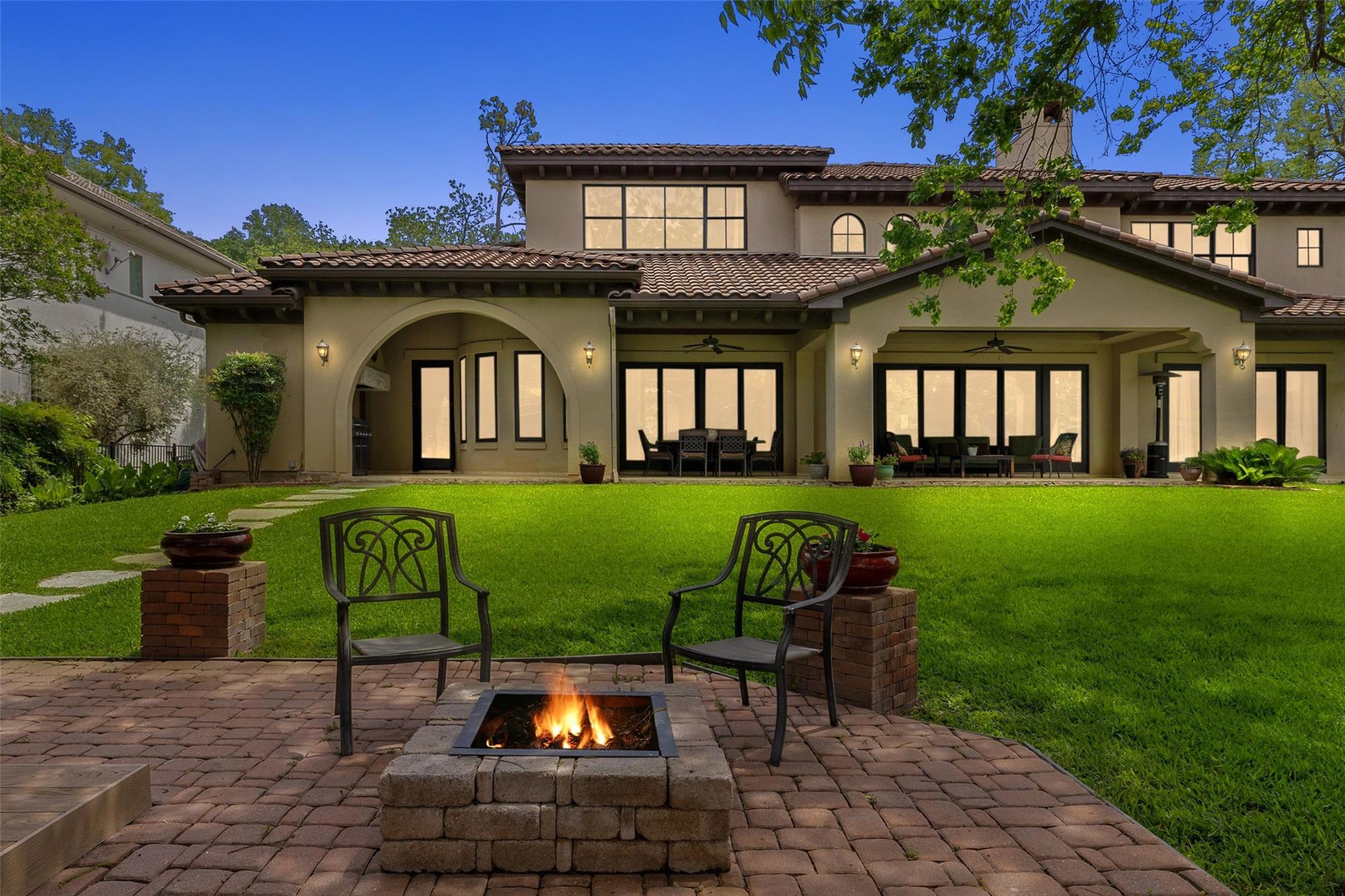 3104 Rivercrest DR — photo 3